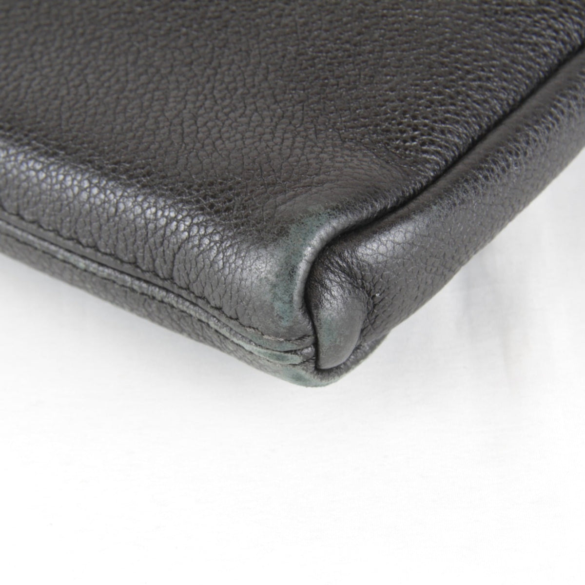 Salvatore Ferragamo Black White Leather Clutch Bag (Pre-Owned)