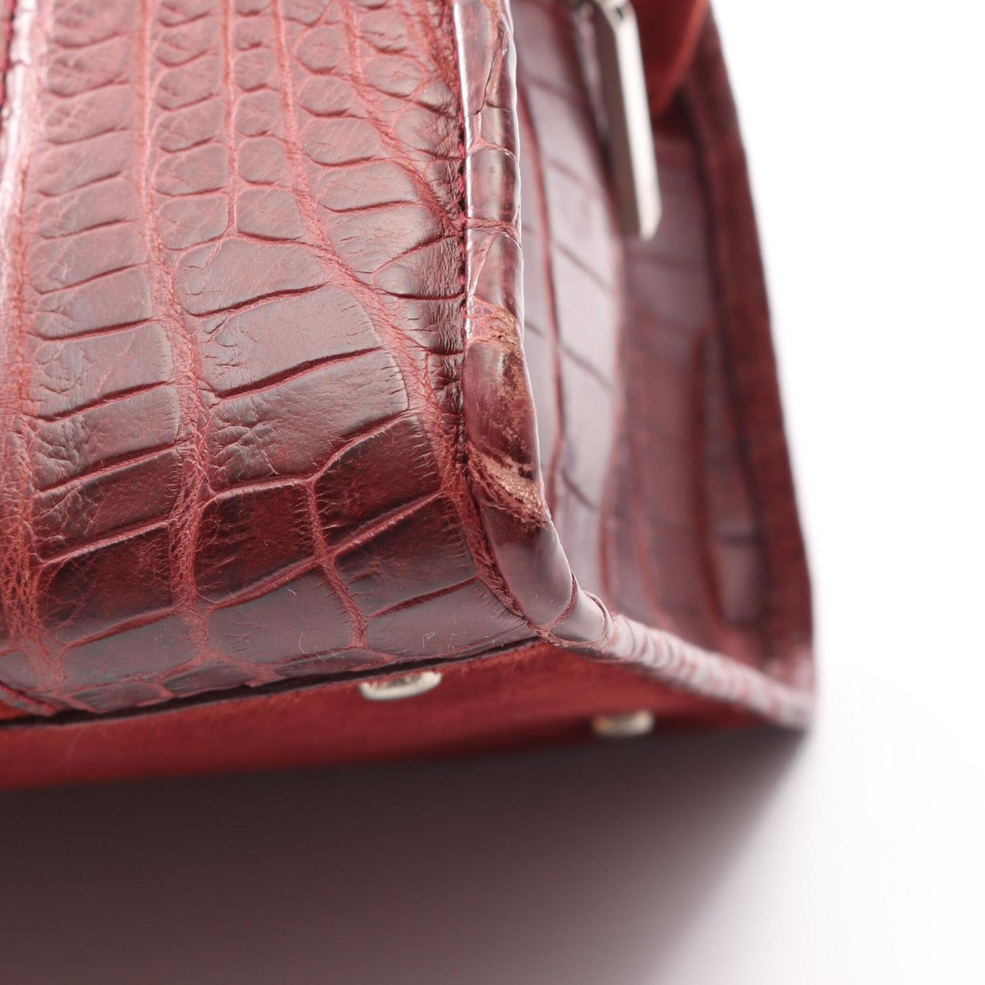 Loewe Bordeaux Suede Leather Handbag (Pre-Owned)
