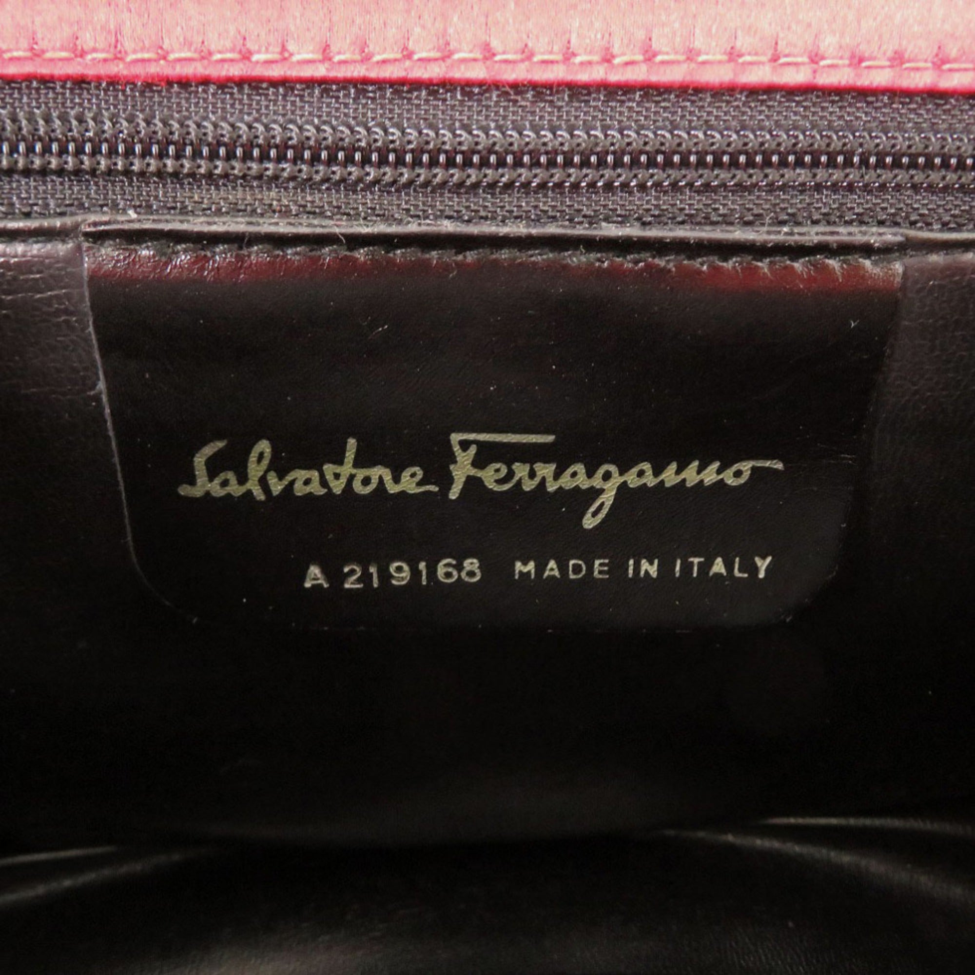 Salvatore Ferragamo Red Color Satin Shoulder Bag (Pre-Owned)