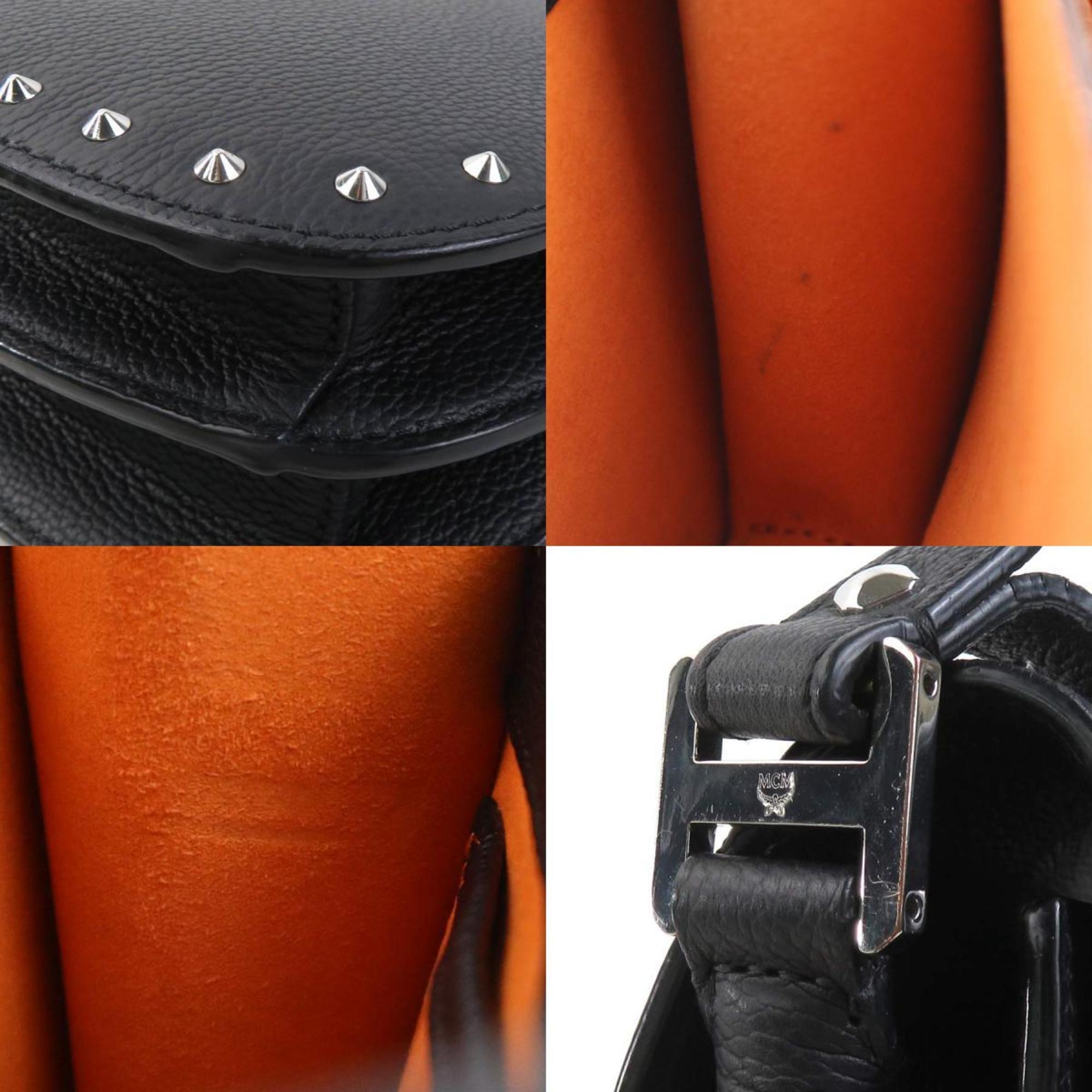 Mcm Black Leather Shoulder Bag (Pre-Owned)