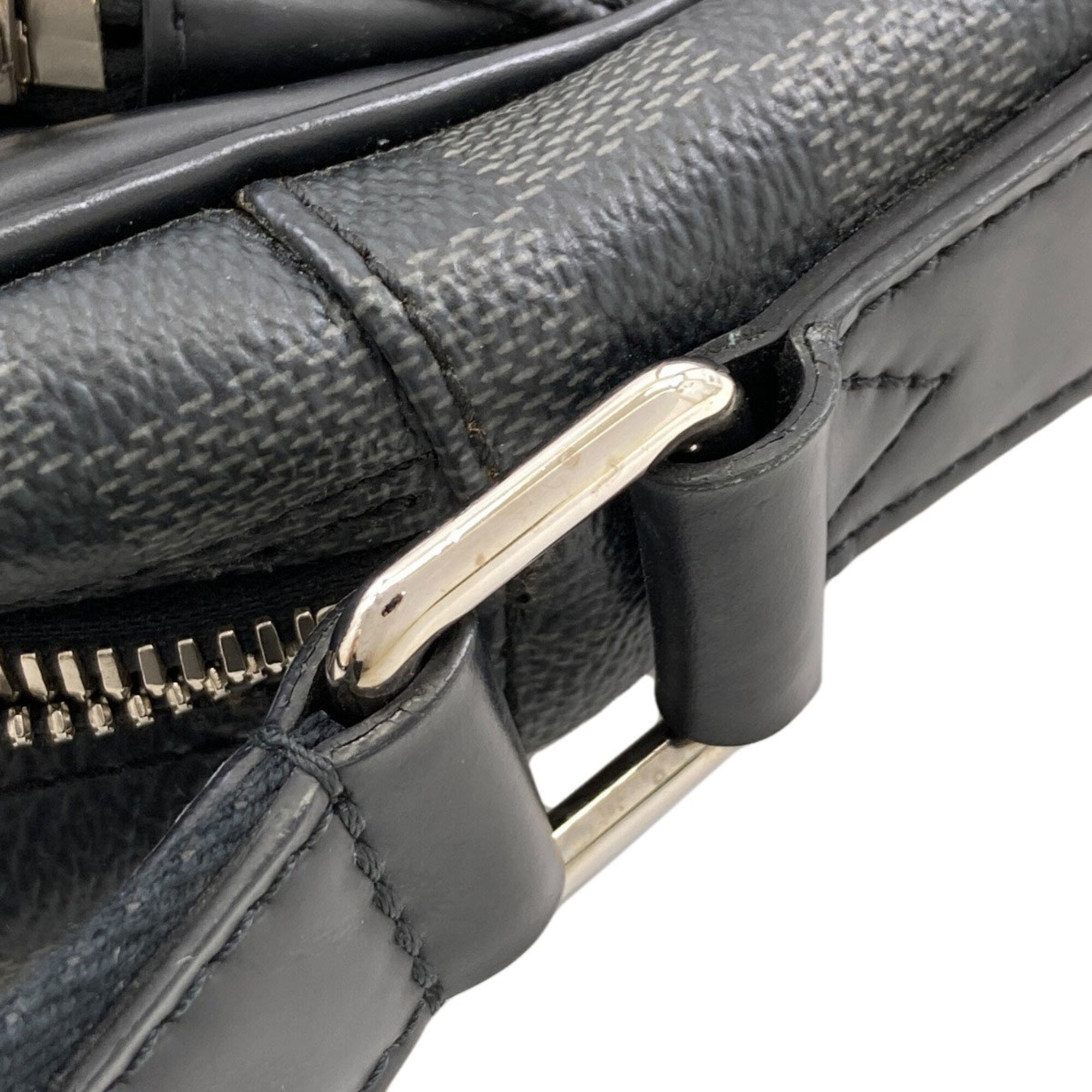Louis Vuitton Damier Graphite Damier Canvas Shoulder Bag (Pre-Owned)