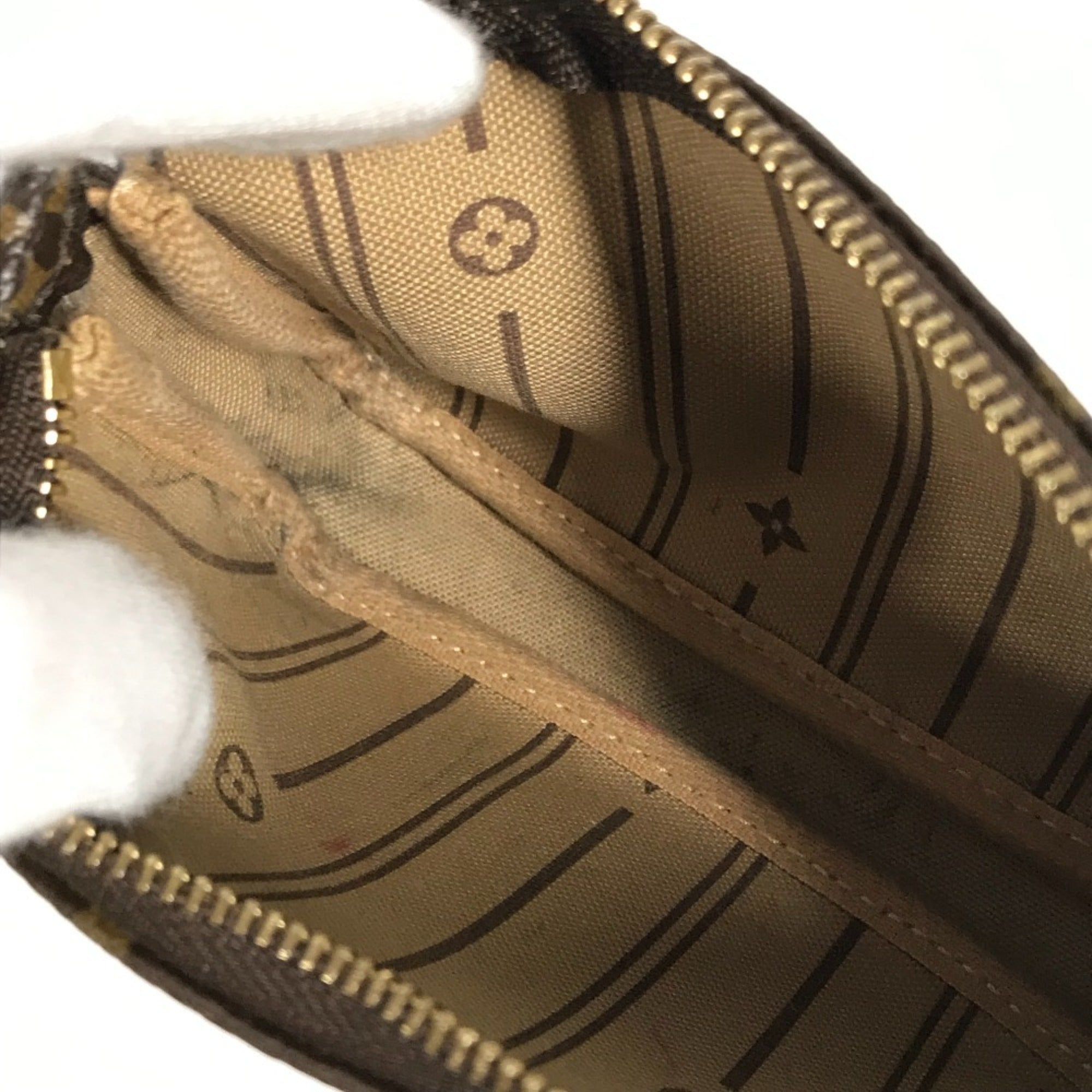 Louis Vuitton Brown Canvas Handbag Pochette (Pre-Owned)