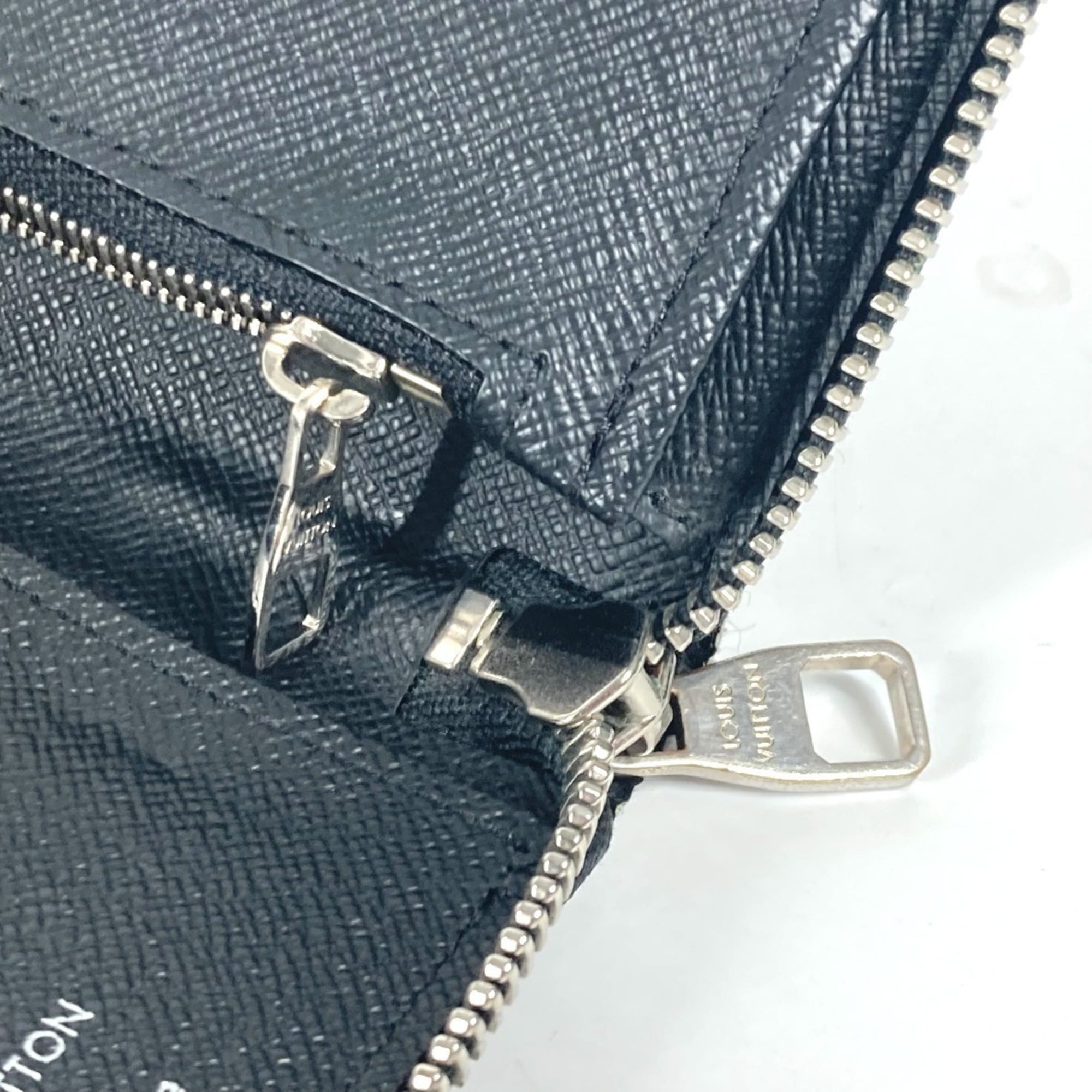 Louis Vuitton Black Damier Graphite Long Wallet (Bi-Fold) (Pre-Owned)