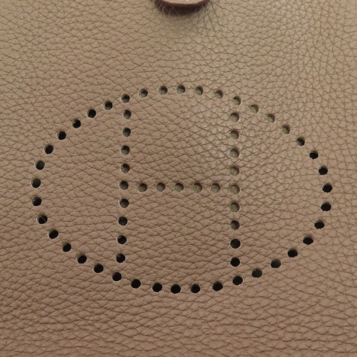 Hermes Etoupe Gray Shoulder Bag (Pre-Owned)