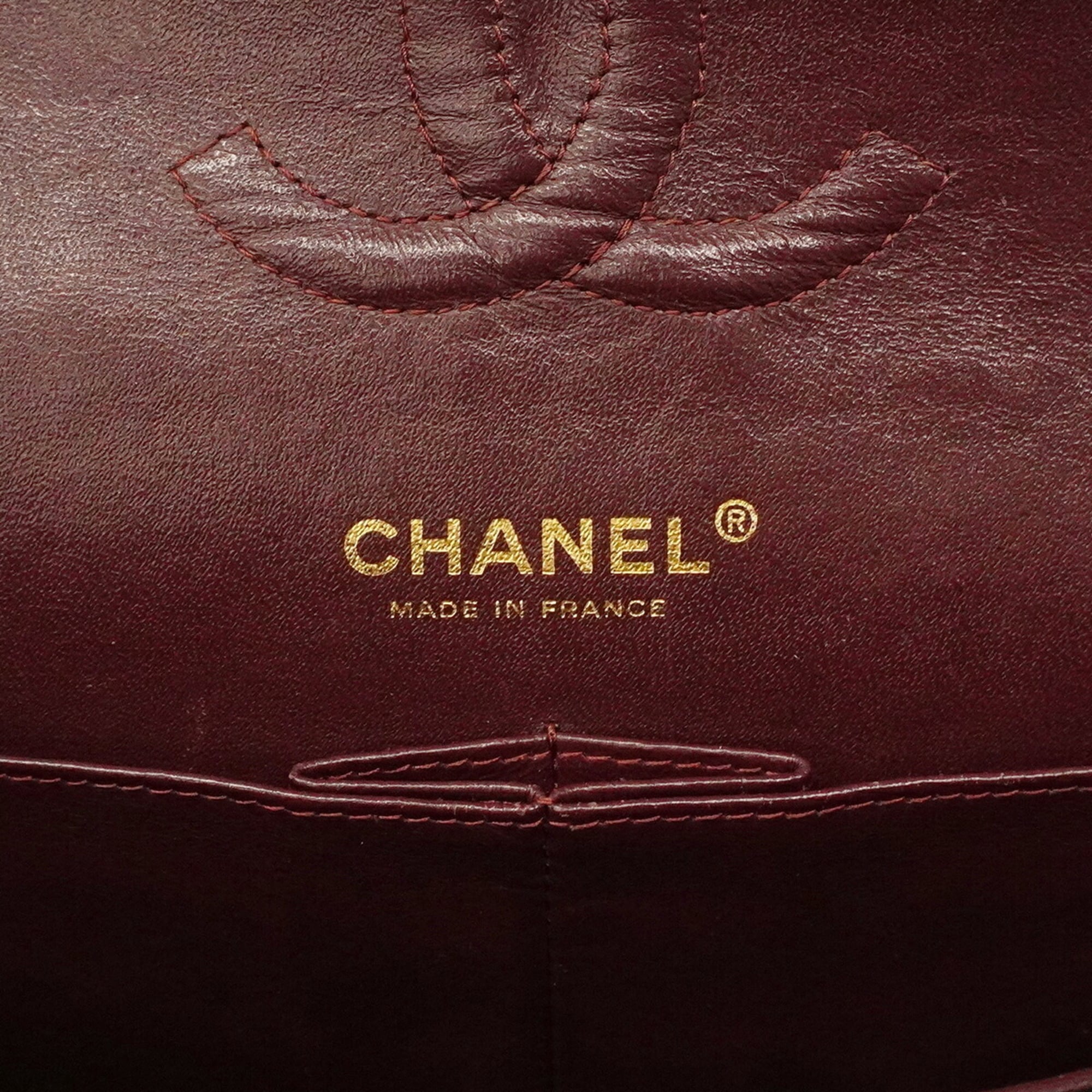 Chanel Black Grained Calfskin Shoulder Bag (Pre-Owned)