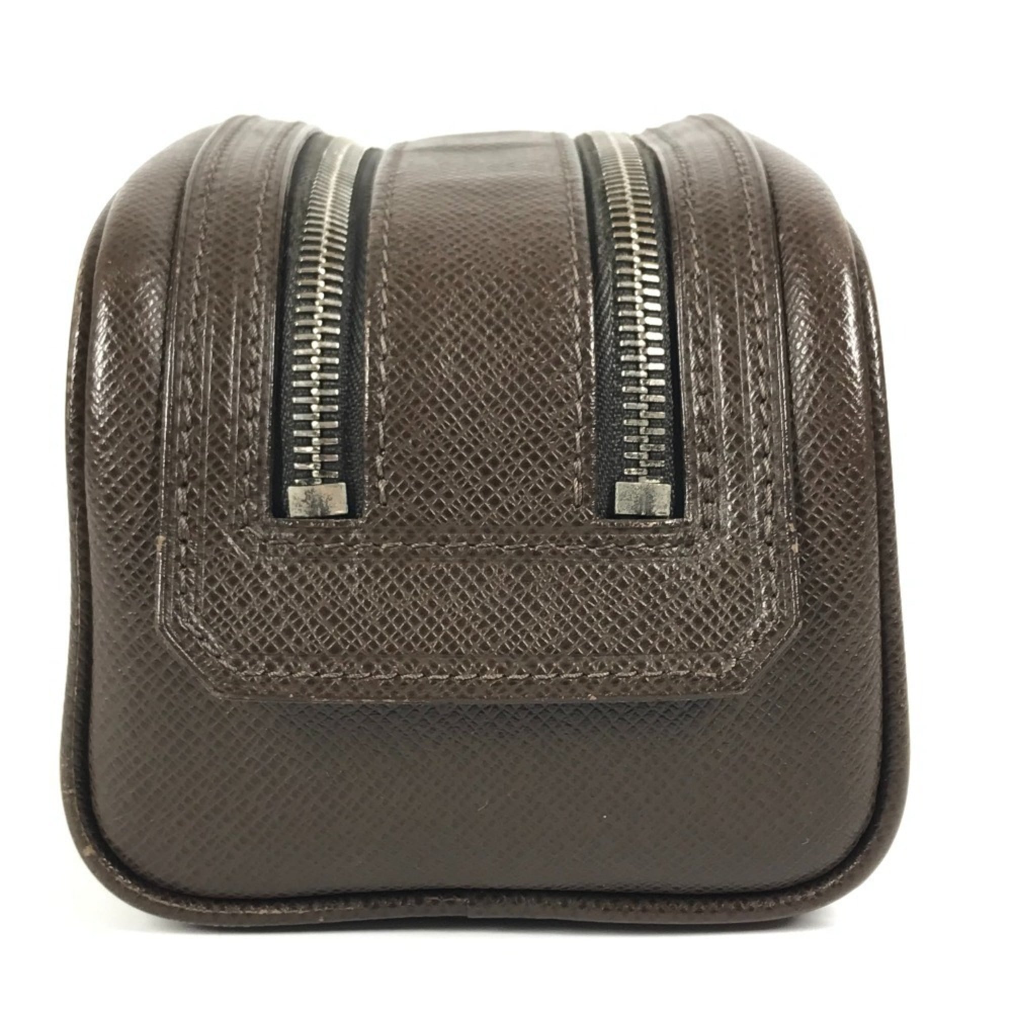 Louis Vuitton Brown Grizzly Taiga Leather Pouch (Pre-Owned)