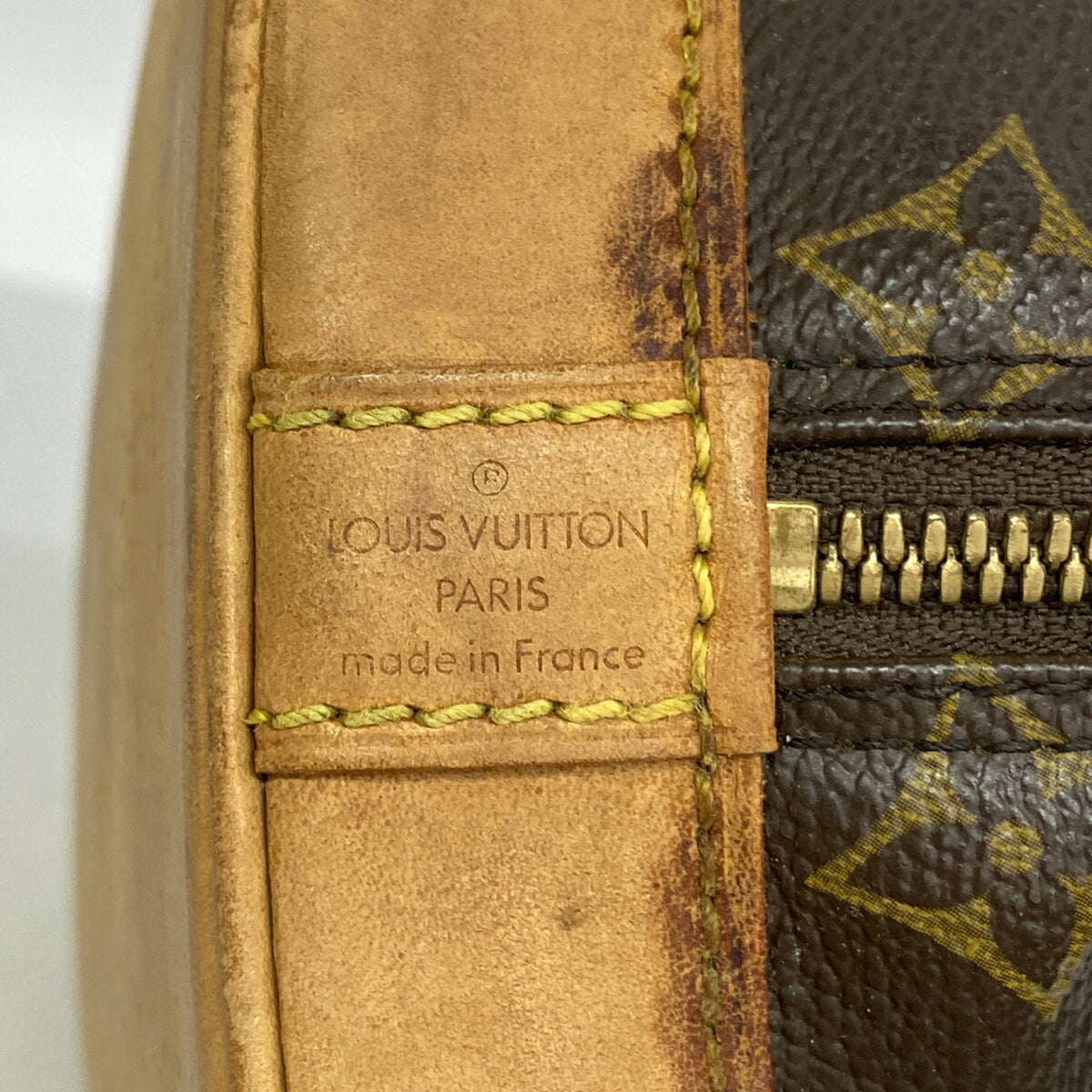Louis Vuitton Brown Handbag (Pre-Owned)