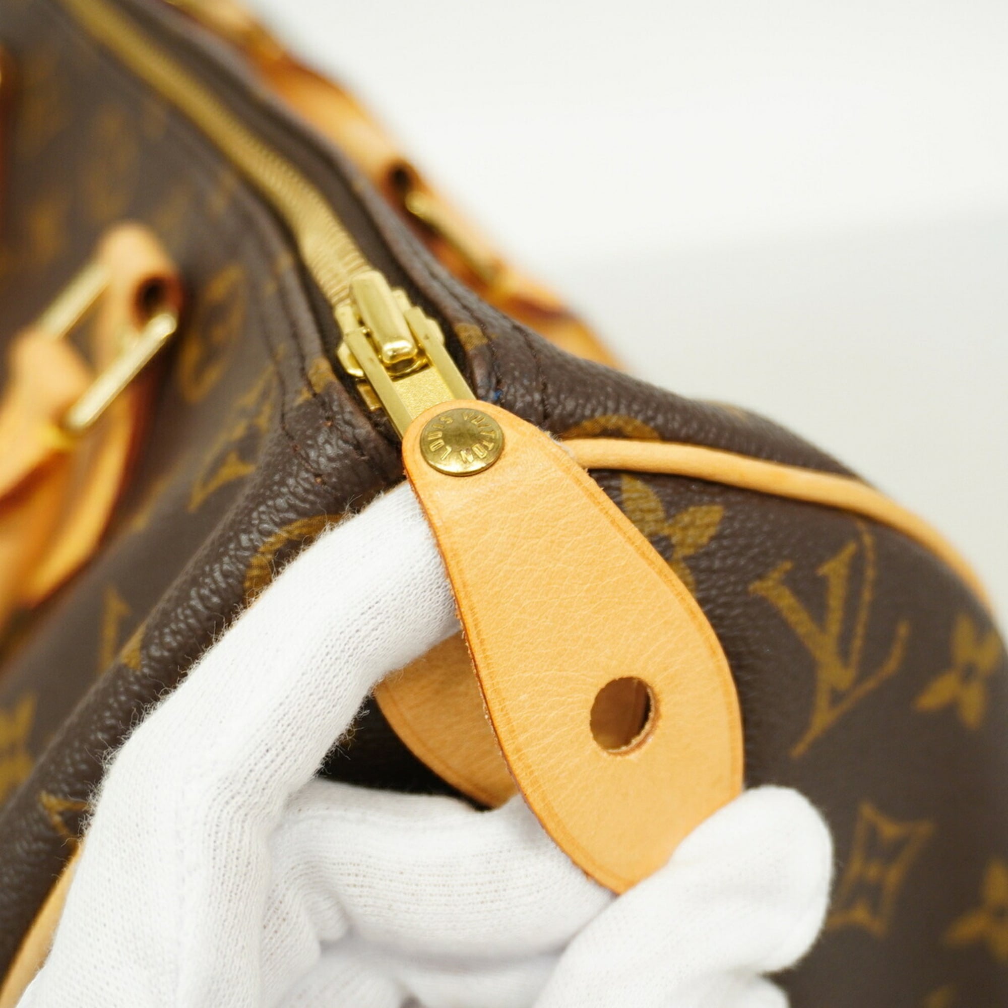 Louis Vuitton Brown Handbag (Pre-Owned)