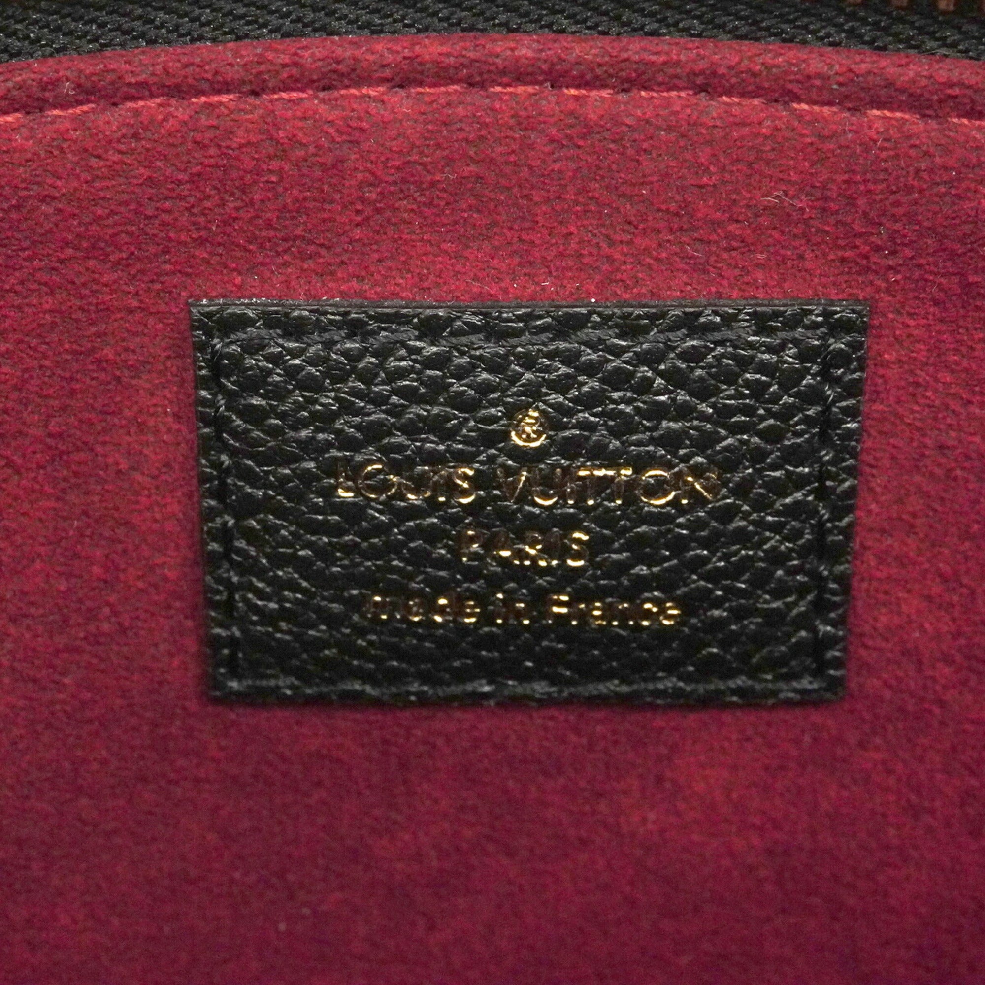 Louis Vuitton Noir Handbag (Pre-Owned)