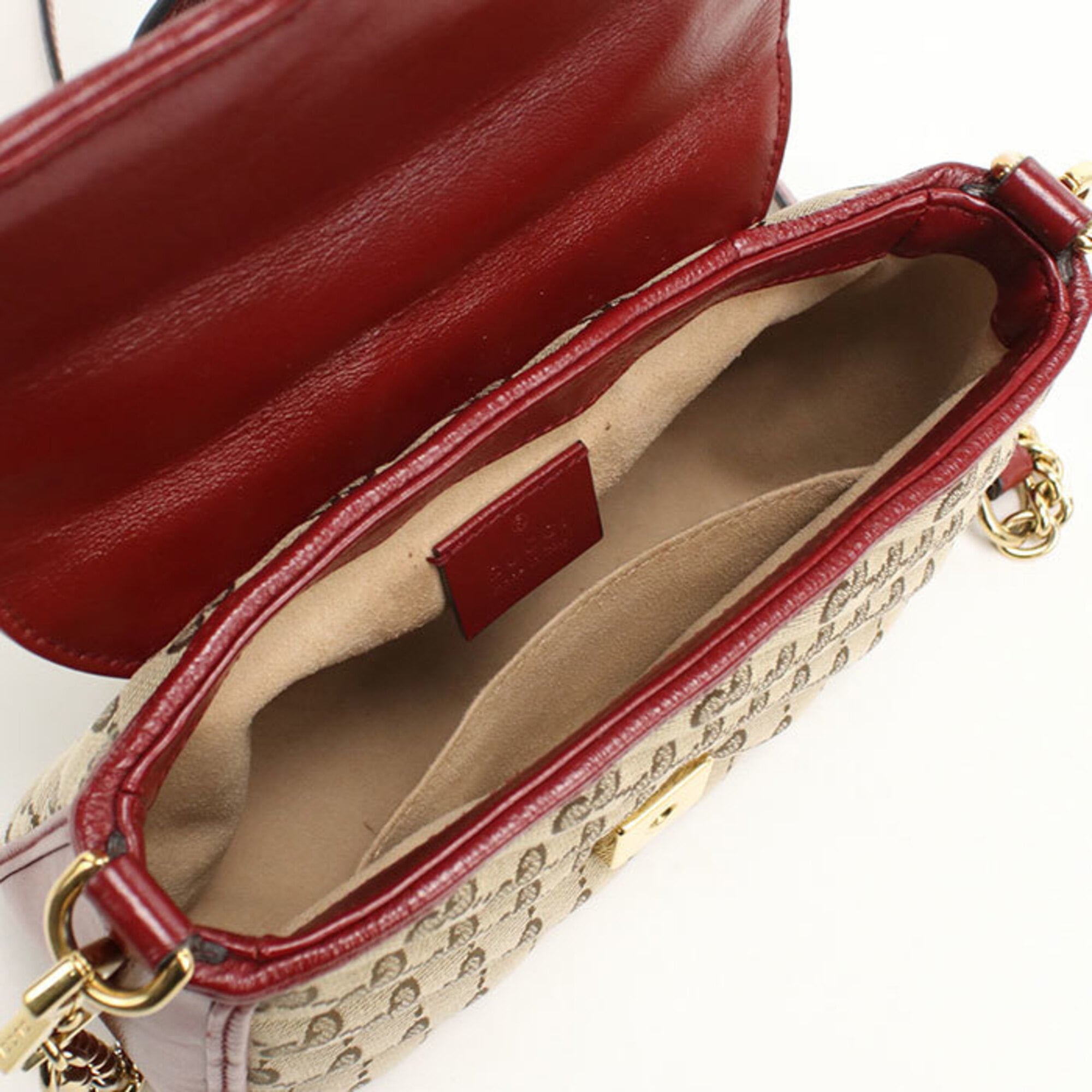 Gucci Beige Gg Canvas Leather Handbag (Pre-Owned)