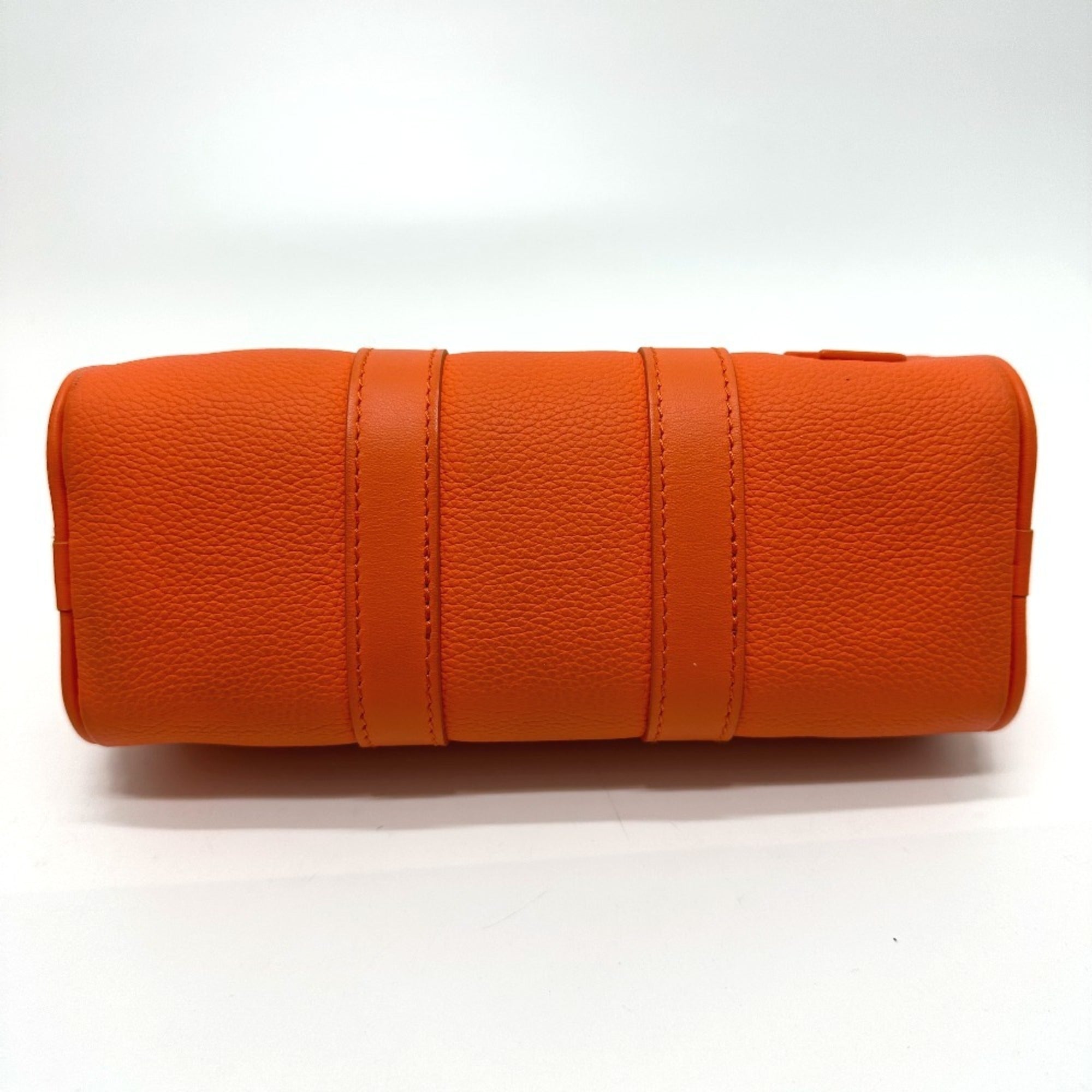 Louis Vuitton Orange Leather Shoulder Bag (Pre-Owned)