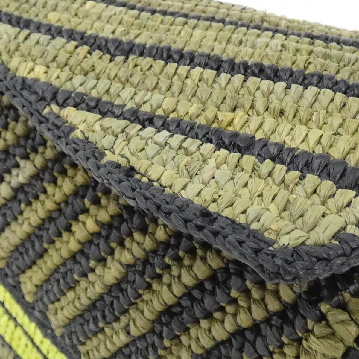 Loewe Green Olive Raffia Leather Handbag (Pre-Owned)