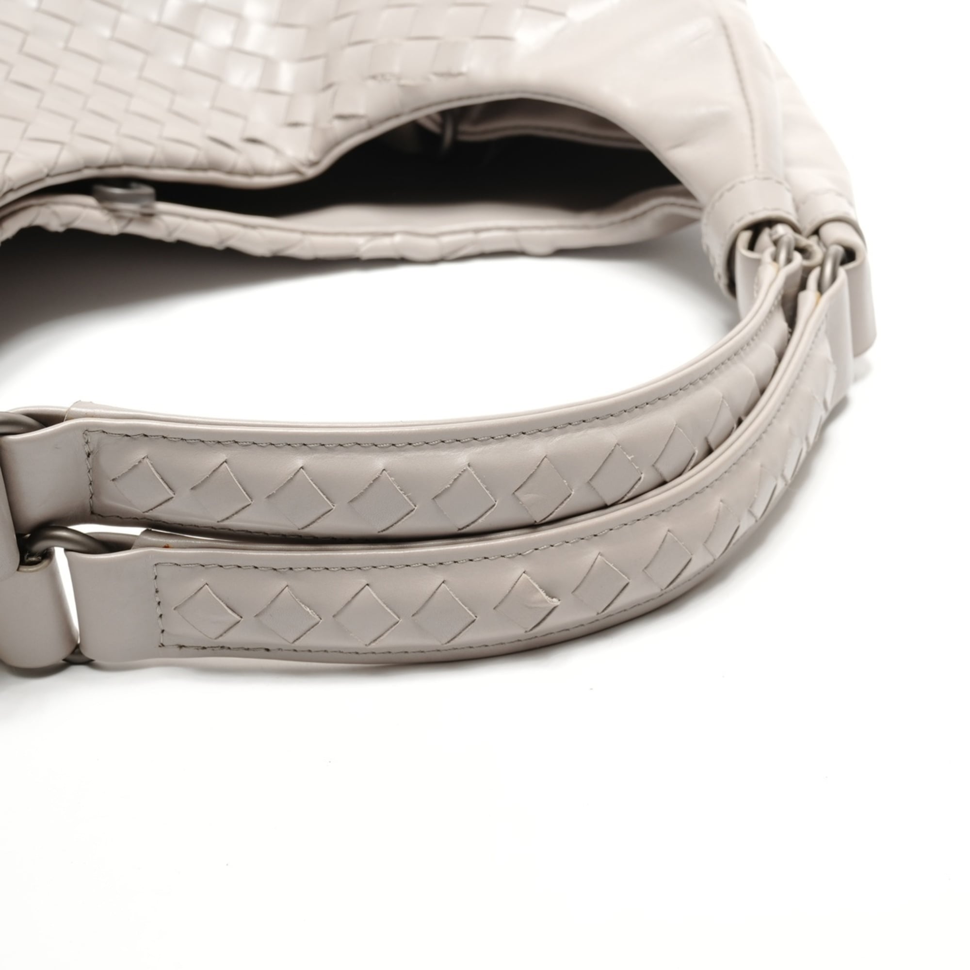 Bottega Veneta Intrecciato Gray Shoulder Bag (Pre-Owned)