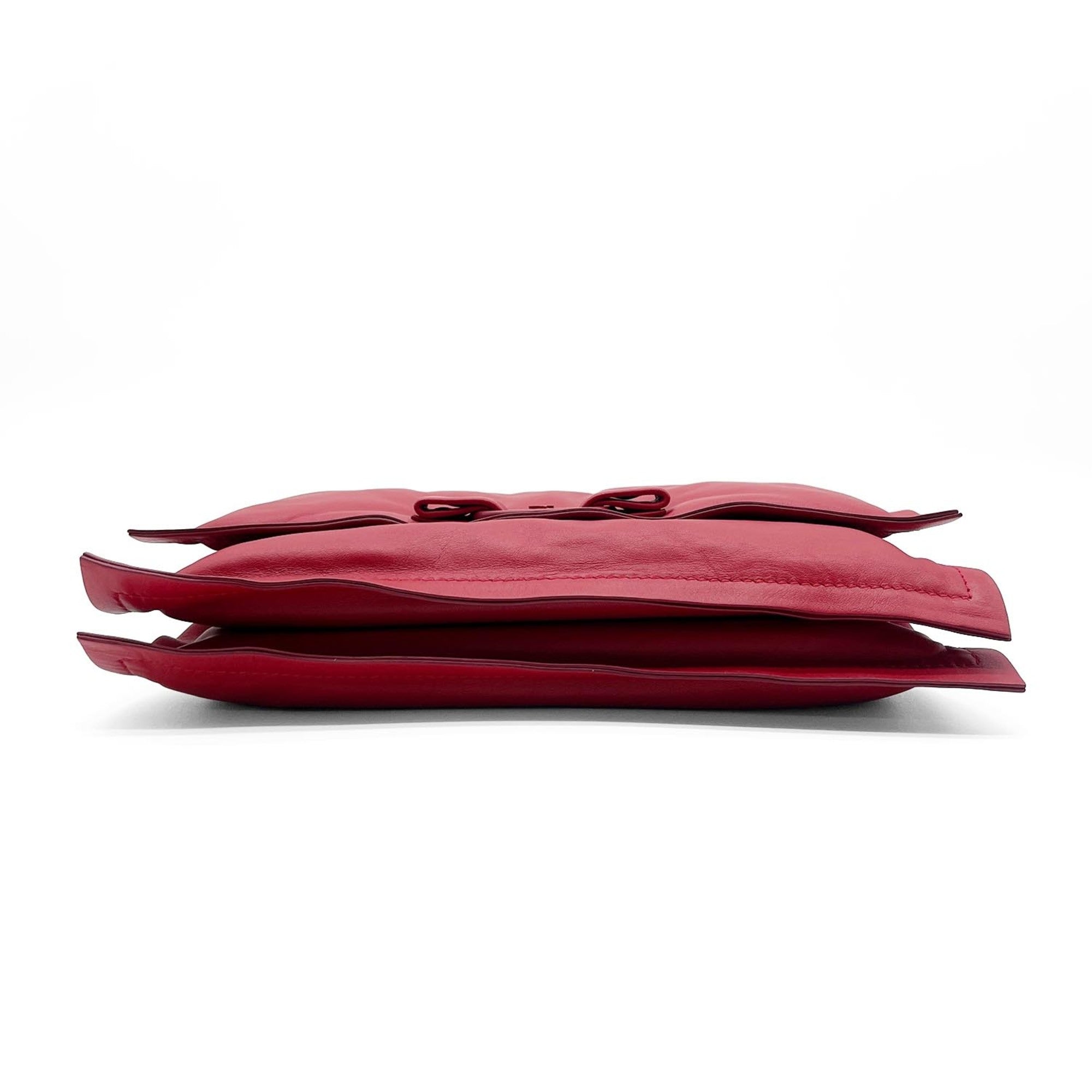 Salvatore Ferragamo Red Color Leather Plastic Metal Shoulder Bag (Pre-Owned)