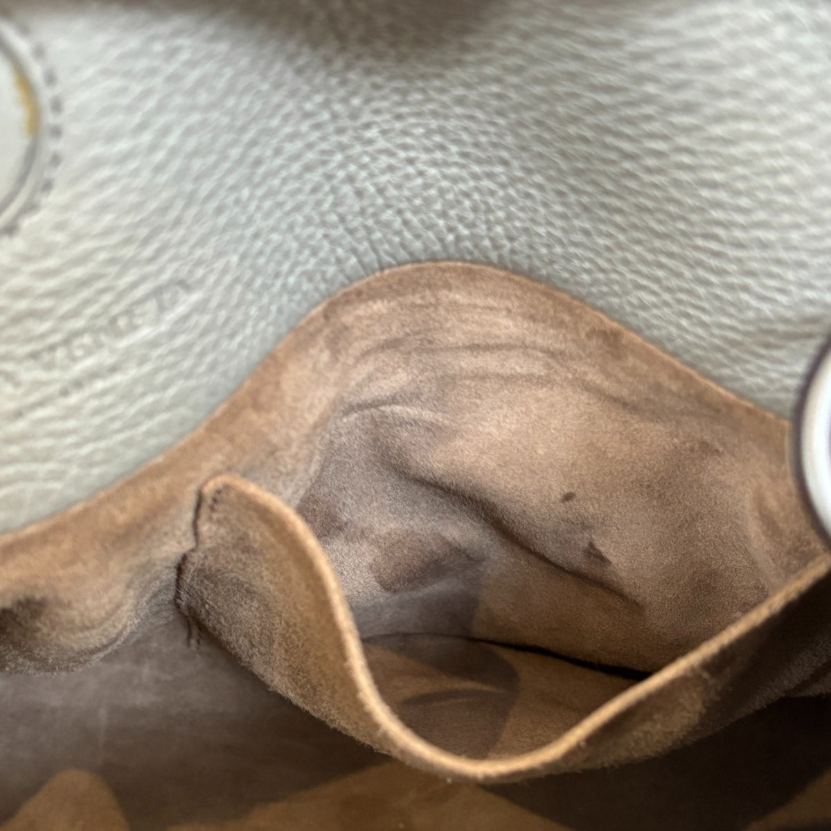 Bottega Veneta Gray Handbag (Pre-Owned)