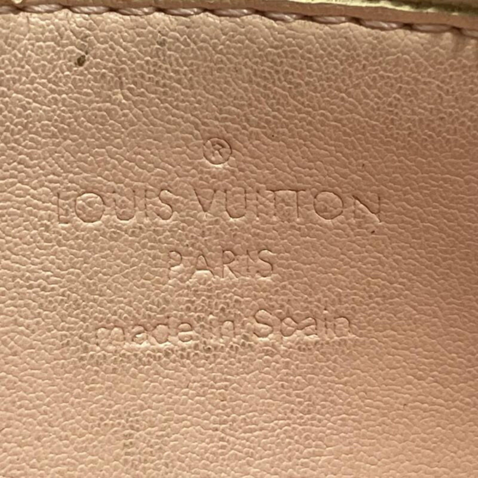 Louis Vuitton Yellow Monogram Vernis Pochette (Pre-Owned)