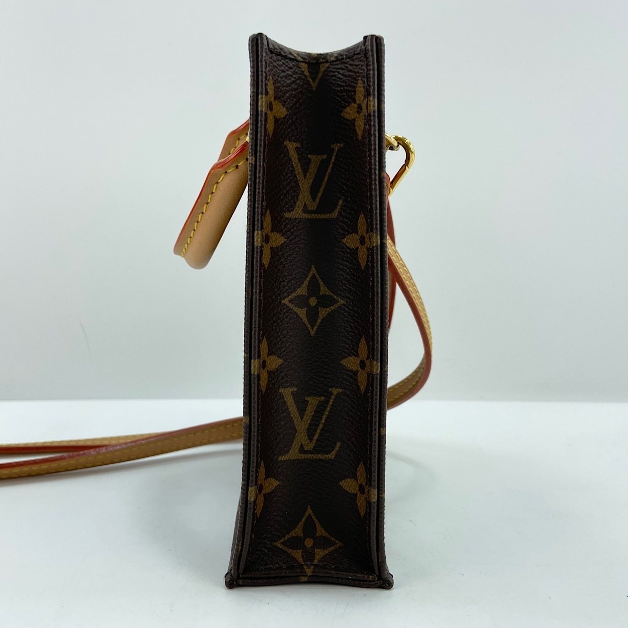 Louis Vuitton Brown Handbag (Pre-Owned)