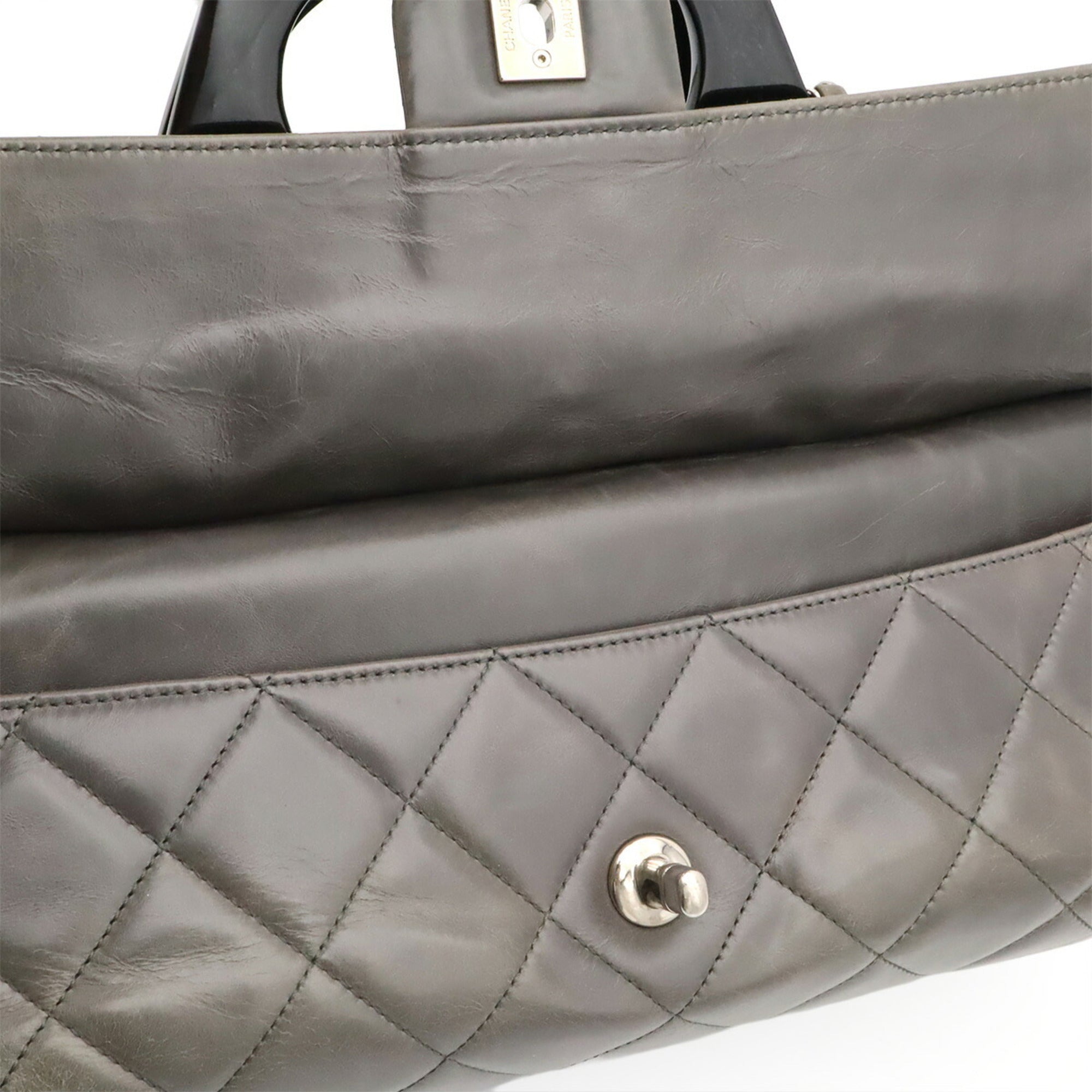 Chanel Black Gray Leather Handbag Shoulder Bag (Pre-Owned)