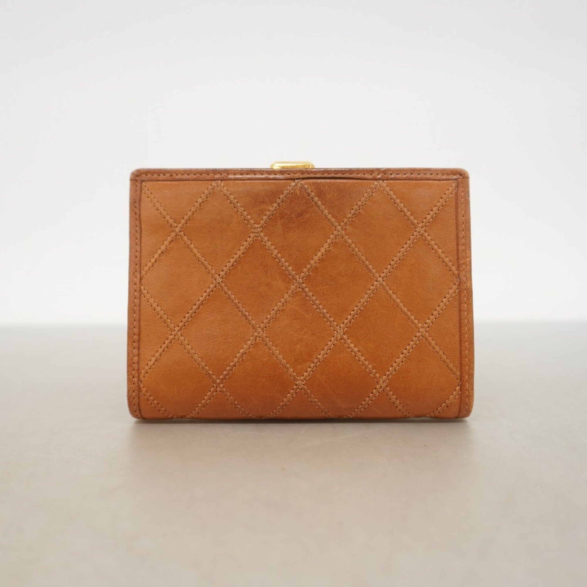 Chanel Brown Leather Wallet (Bi-Fold) (Pre-Owned)