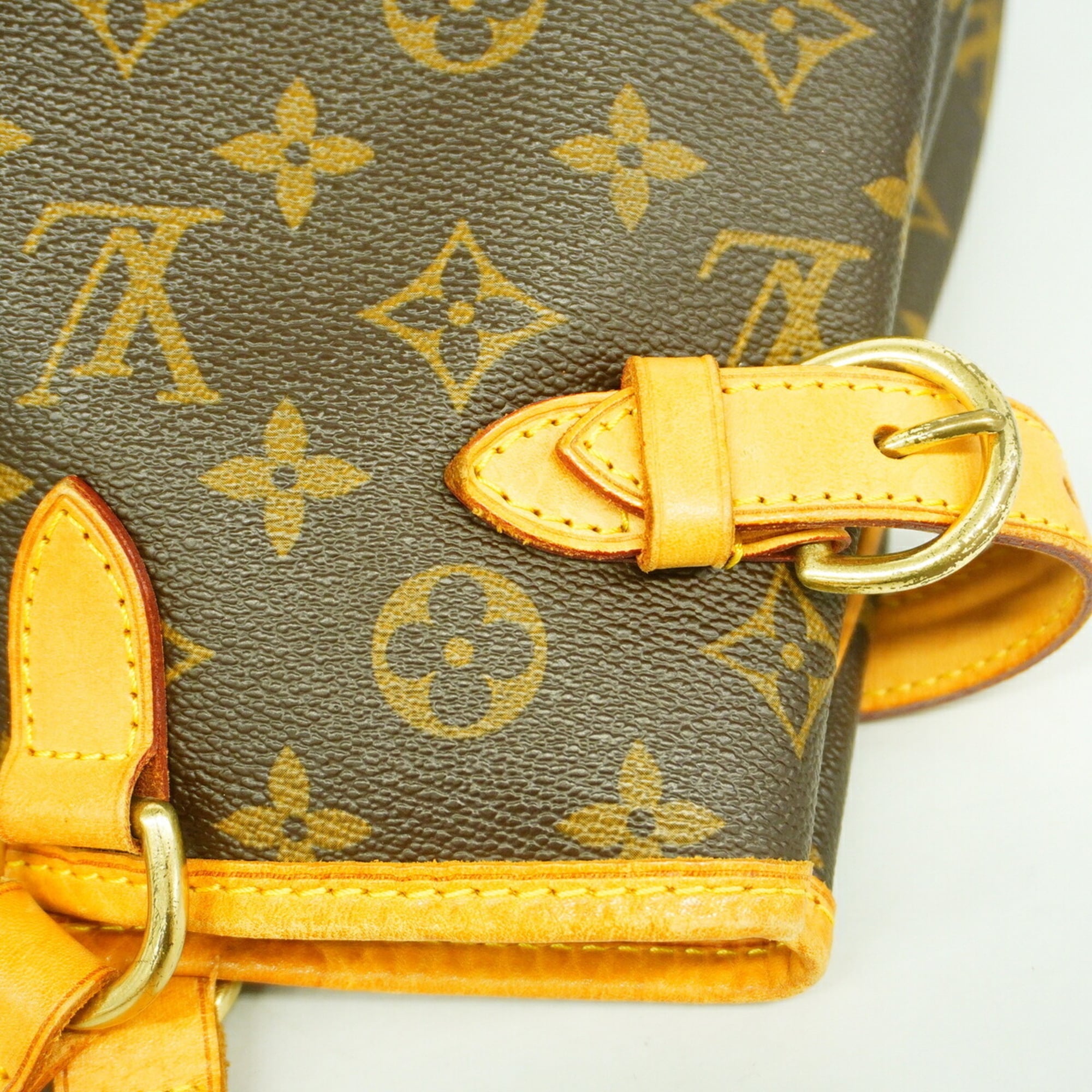 Louis Vuitton Brown Tote Bag (Pre-Owned)