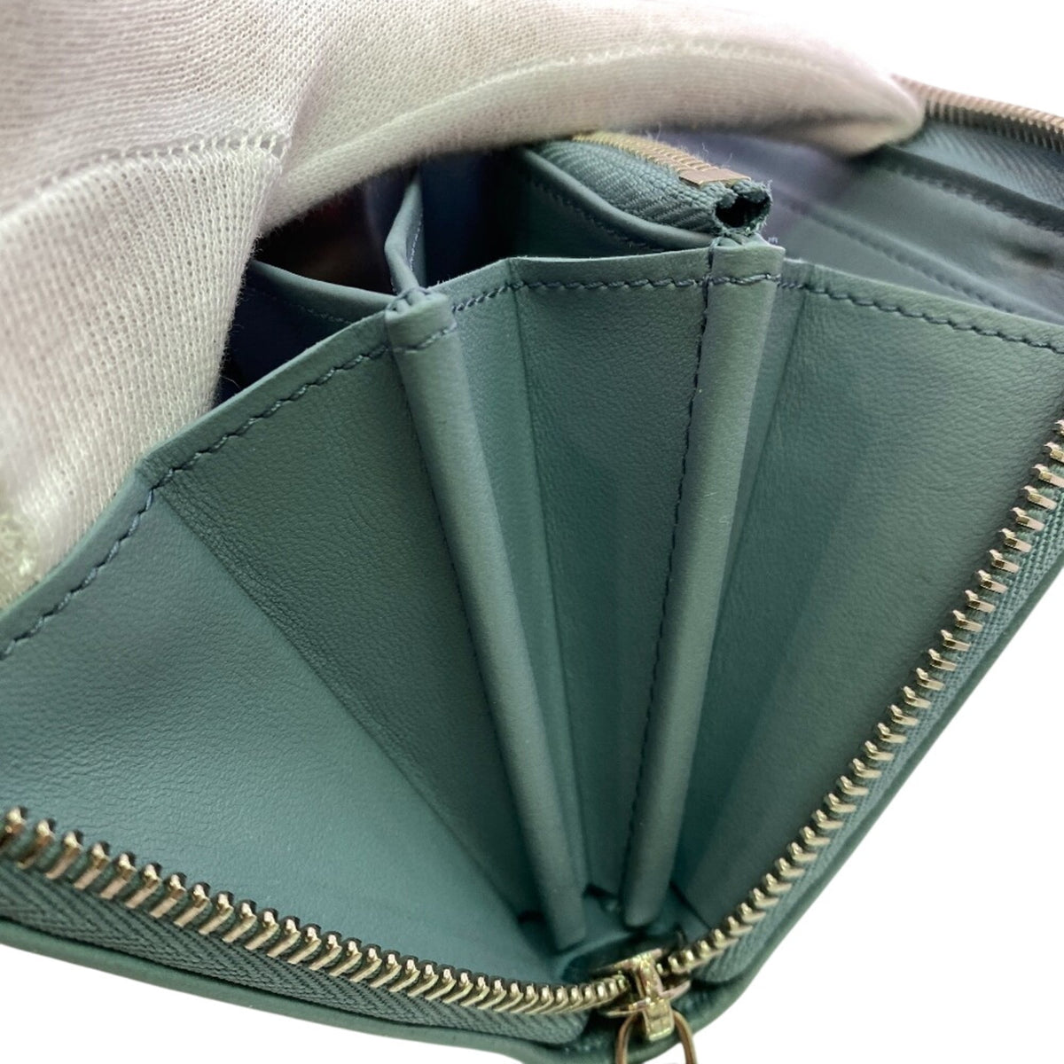 Louis Vuitton Blue Leather (Pre-Owned)