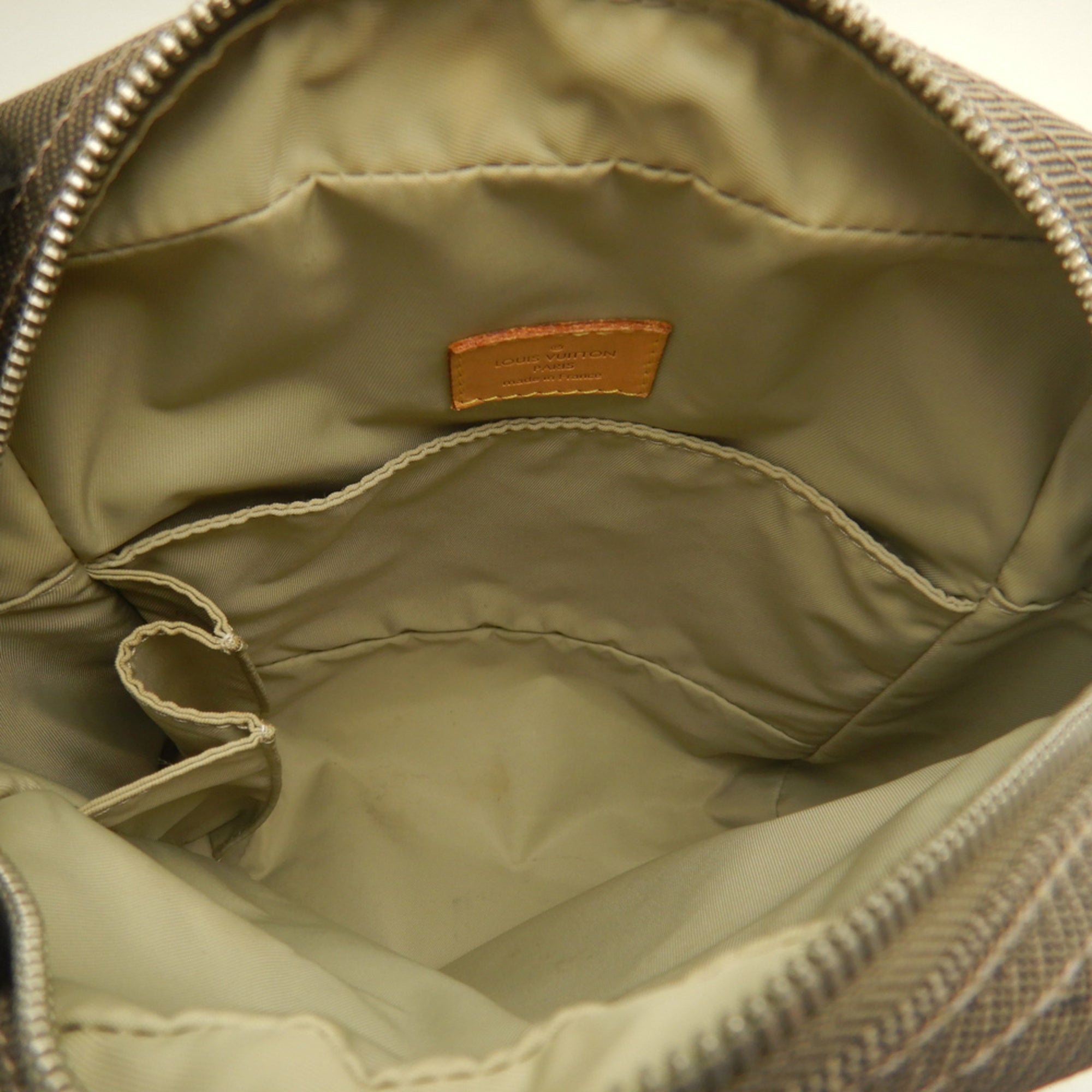 Louis Vuitton Brown Earth Damier Geant Shoulder Bag (Pre-Owned)