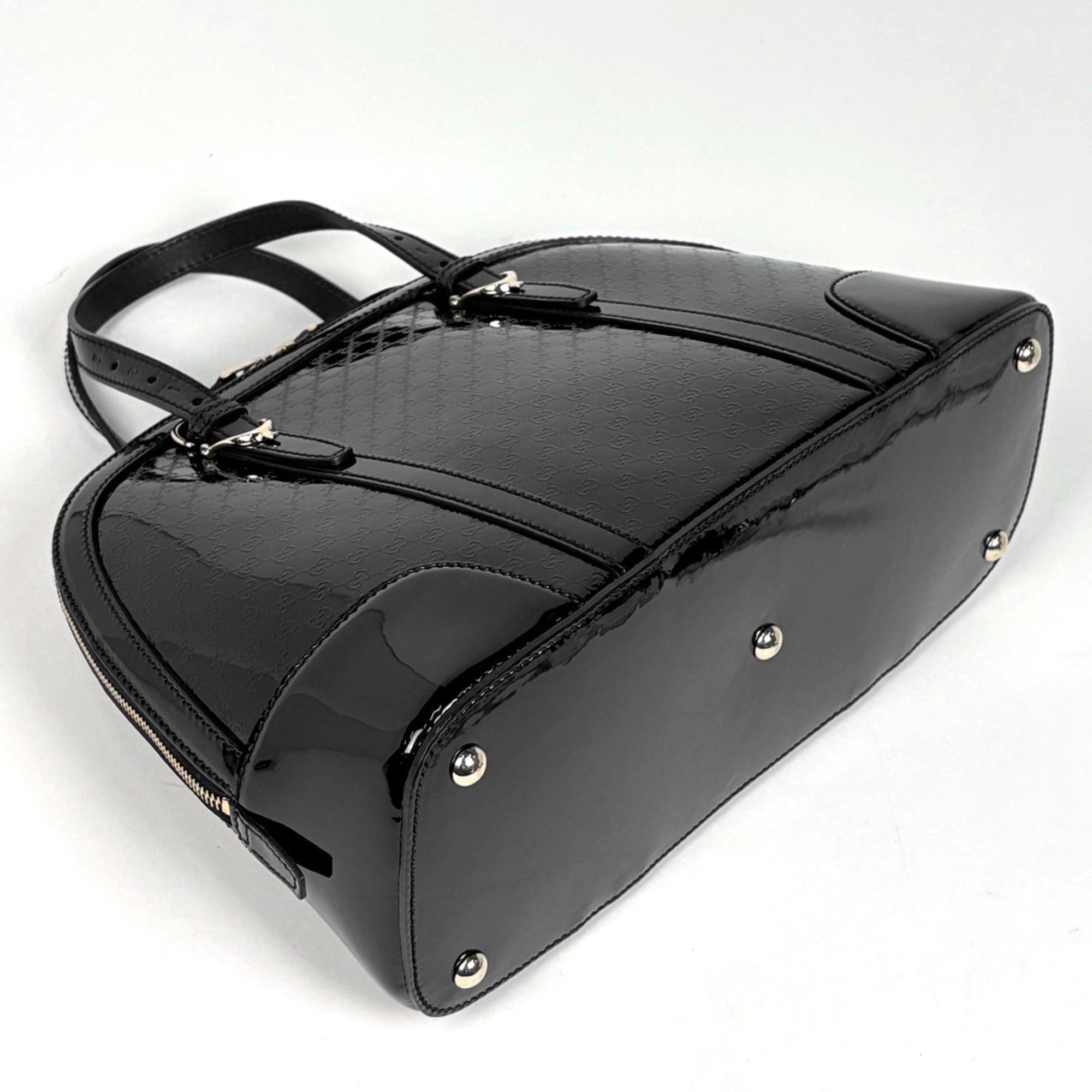 Gucci Black Patent Leather Handbag (Pre-Owned)