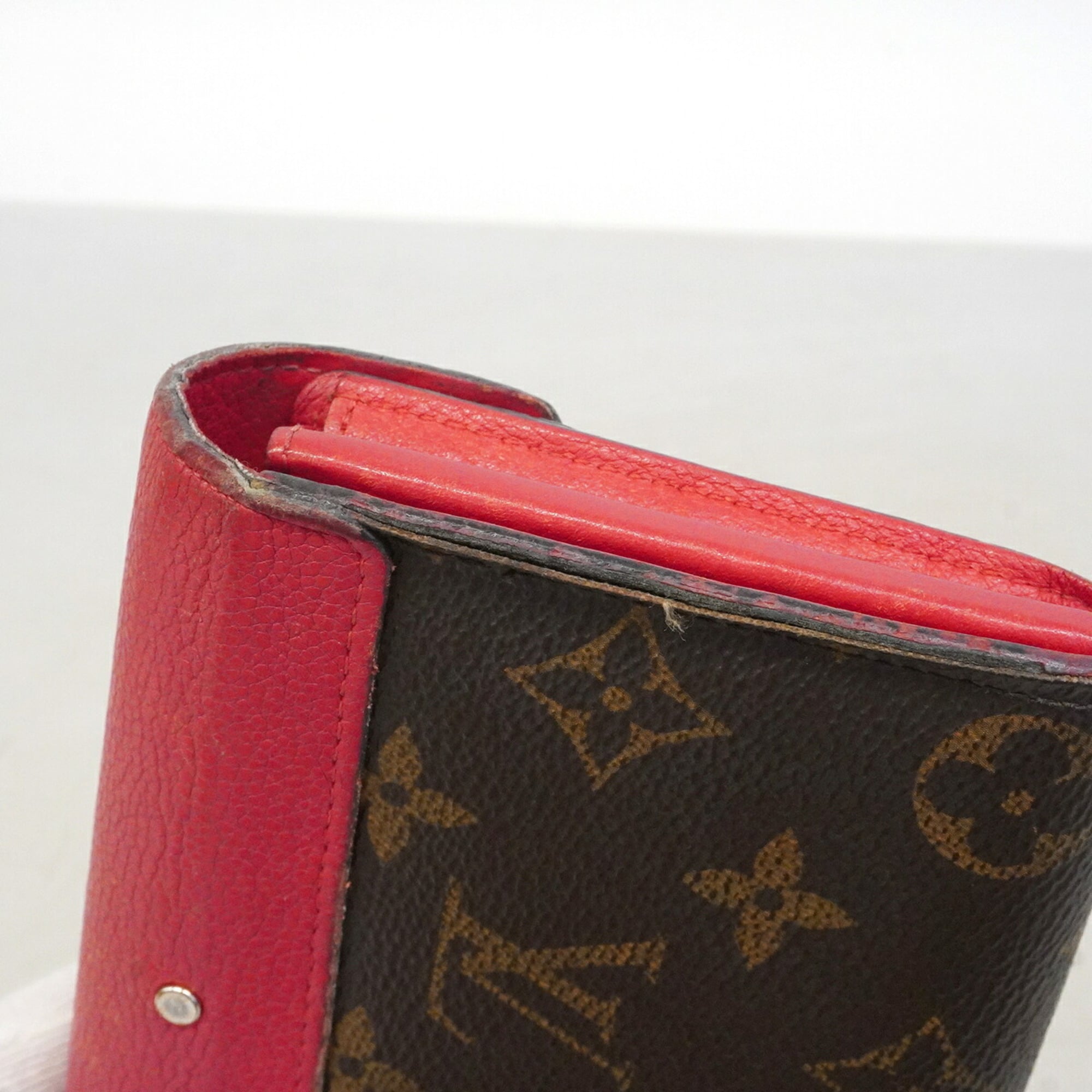 Louis Vuitton Freesia Long Wallet (Bi-Fold) (Pre-Owned)