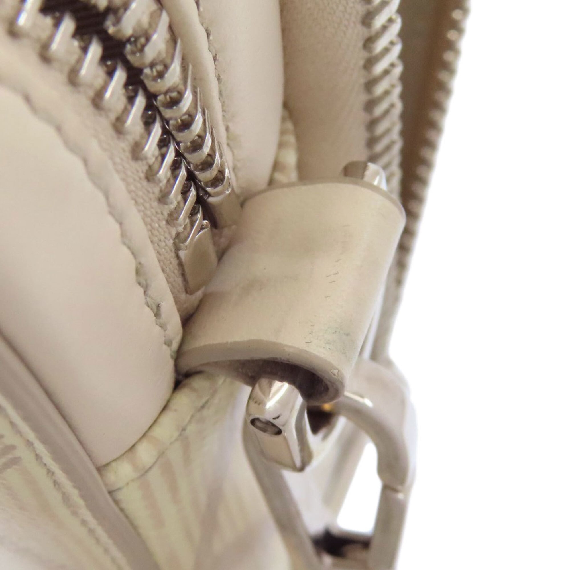 Christian Dior Ivory Pvc Shoulder Bag (Pre-Owned)