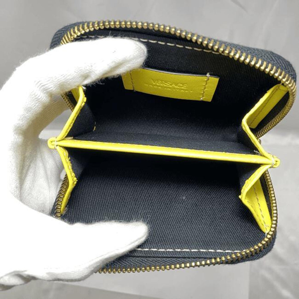 Versace Yellow Leather Coin Purse/Coin Case (Pre-Owned)