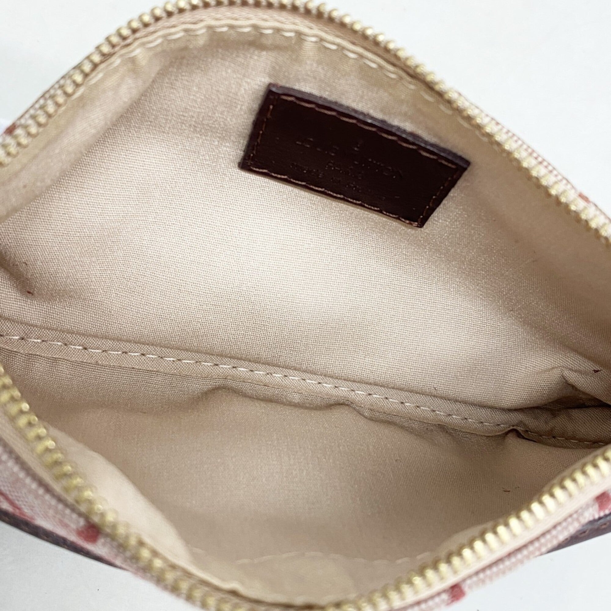 Louis Vuitton Cerise Pouch (Pre-Owned)