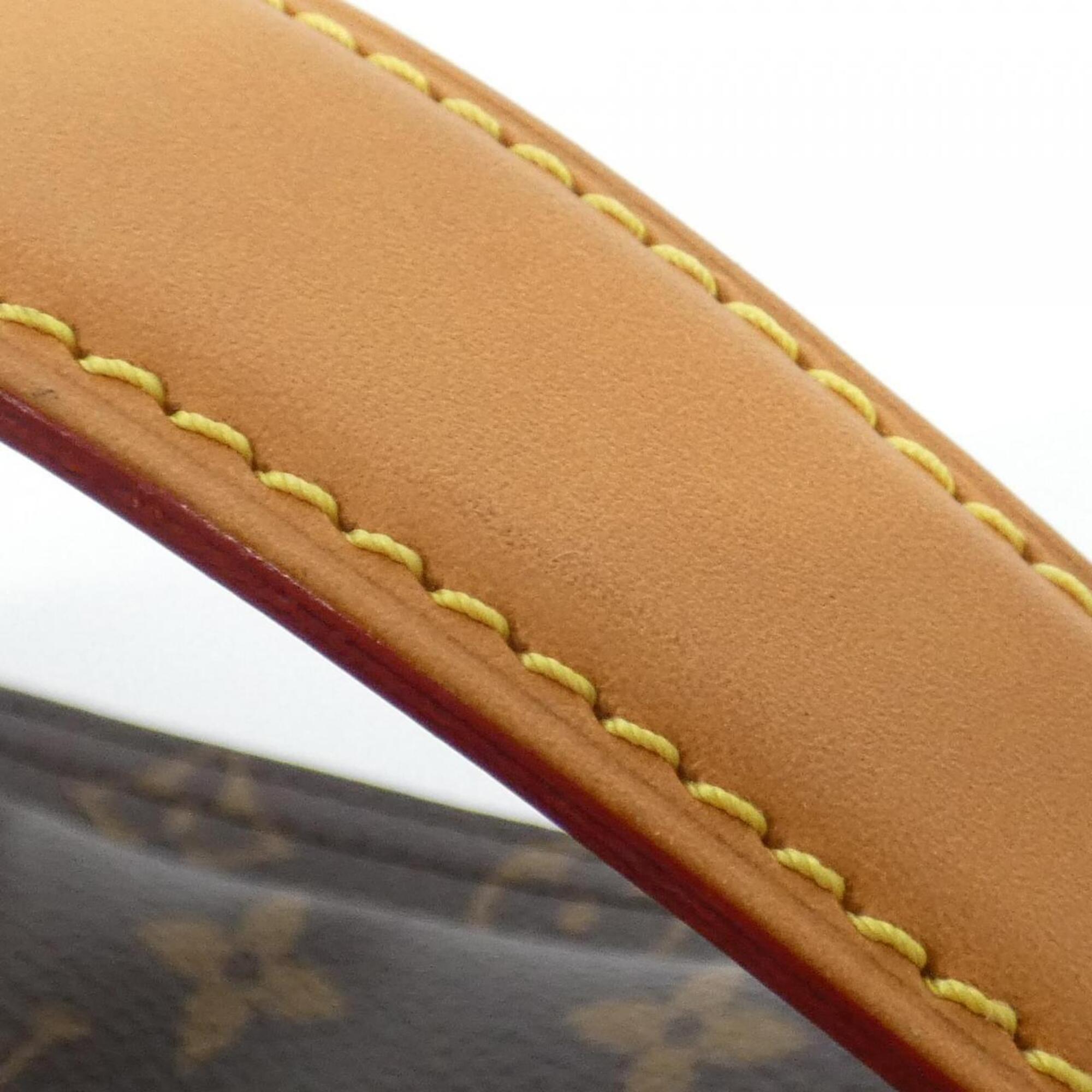 Louis Vuitton Marron Coated Canvas Shoulder Bag (Pre-Owned)
