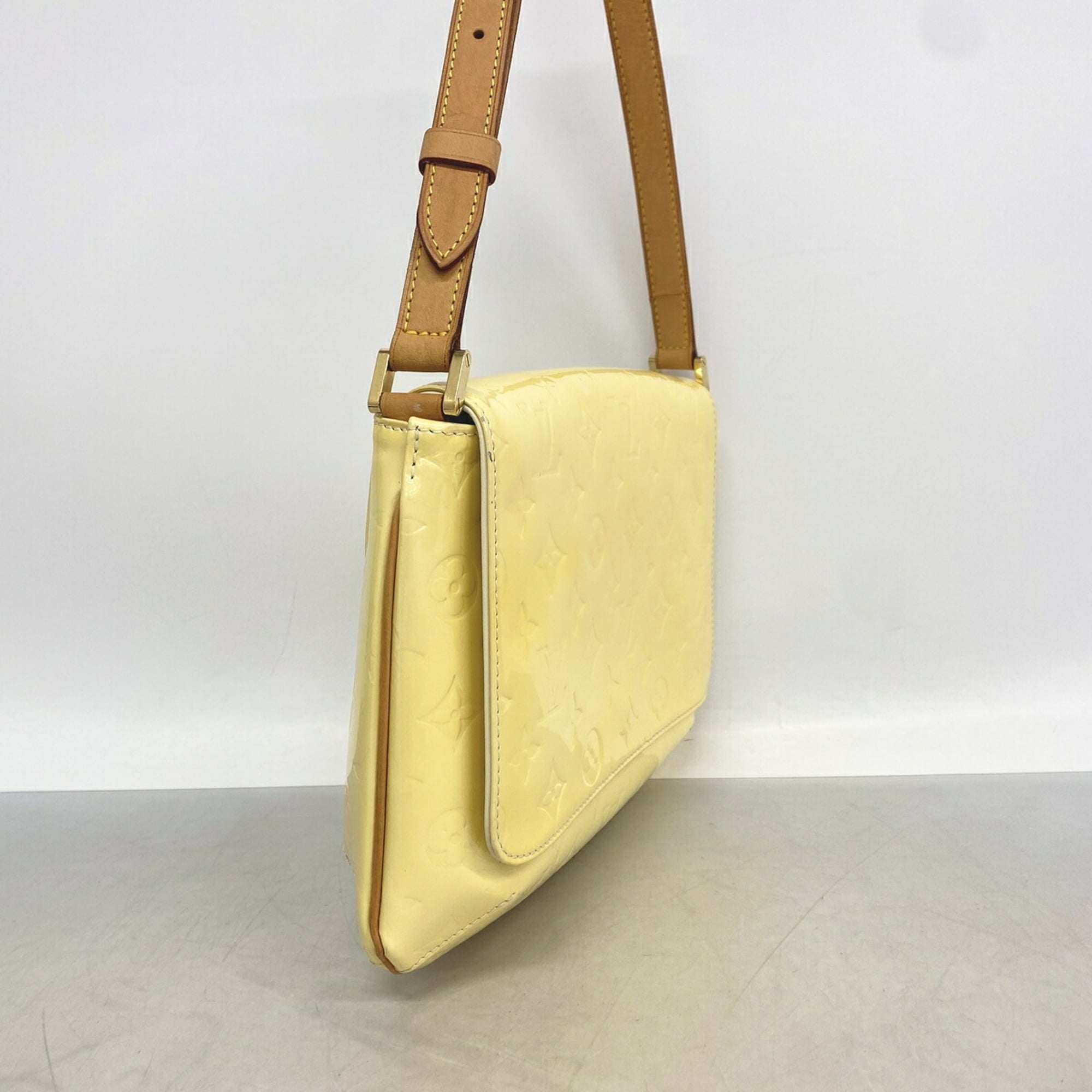 Louis Vuitton Pearl Shoulder Bag (Pre-Owned)
