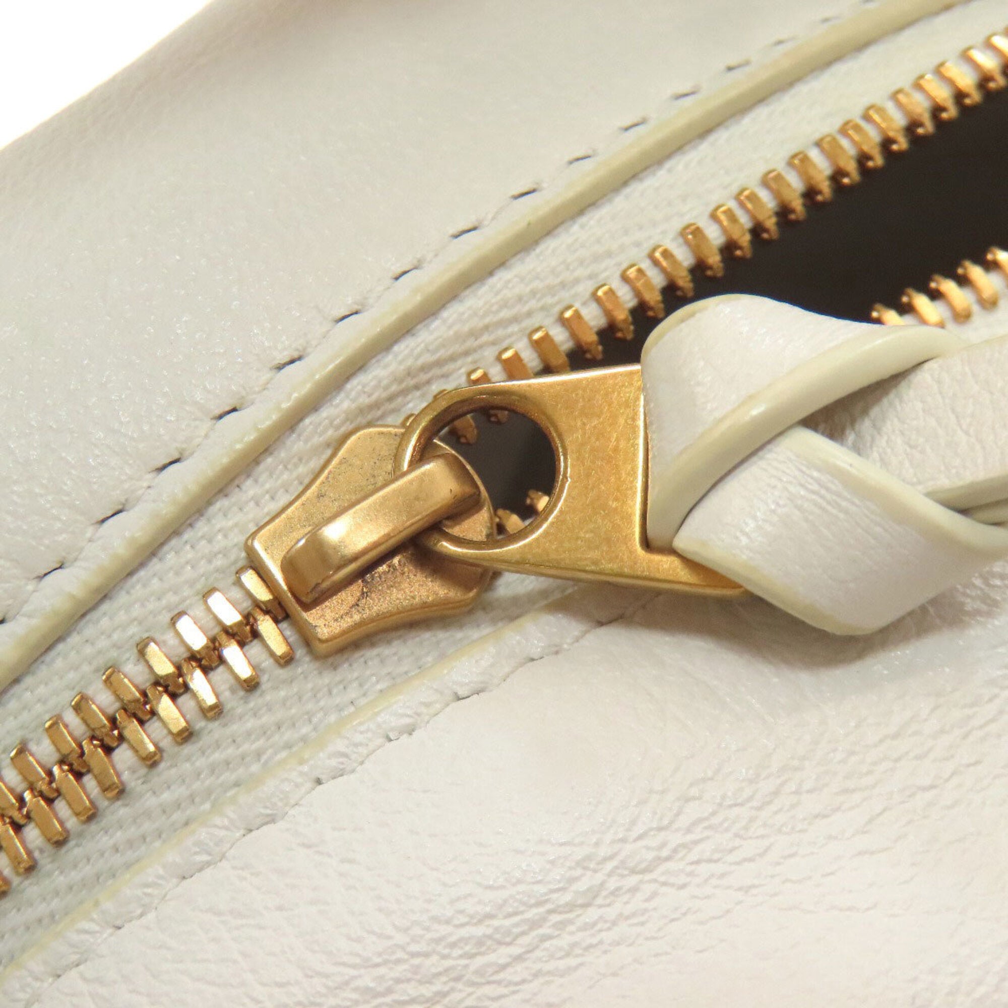 Bottega Veneta White Leather Handbag (Pre-Owned)