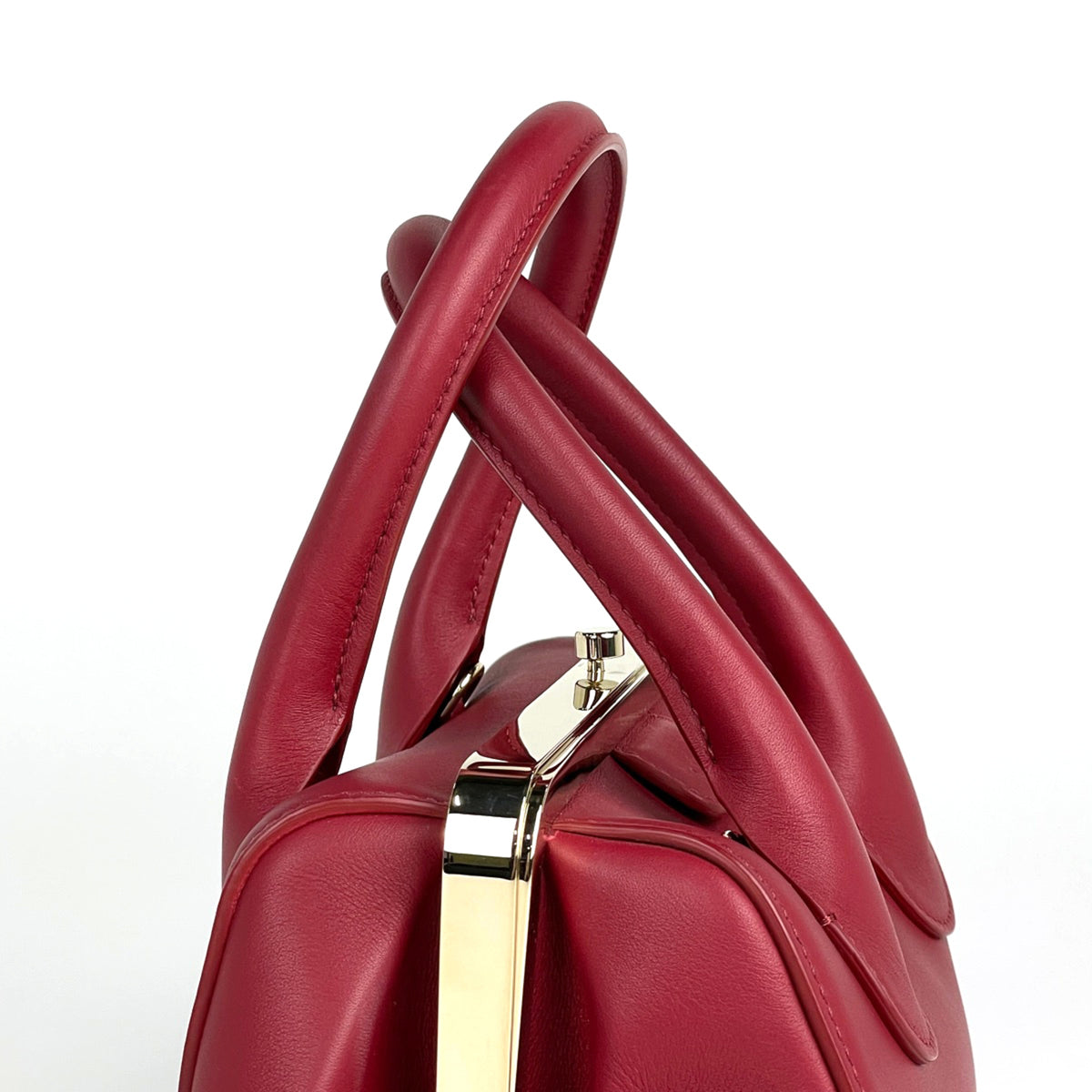 Chloé Red Color Leather Handbag (Pre-Owned)