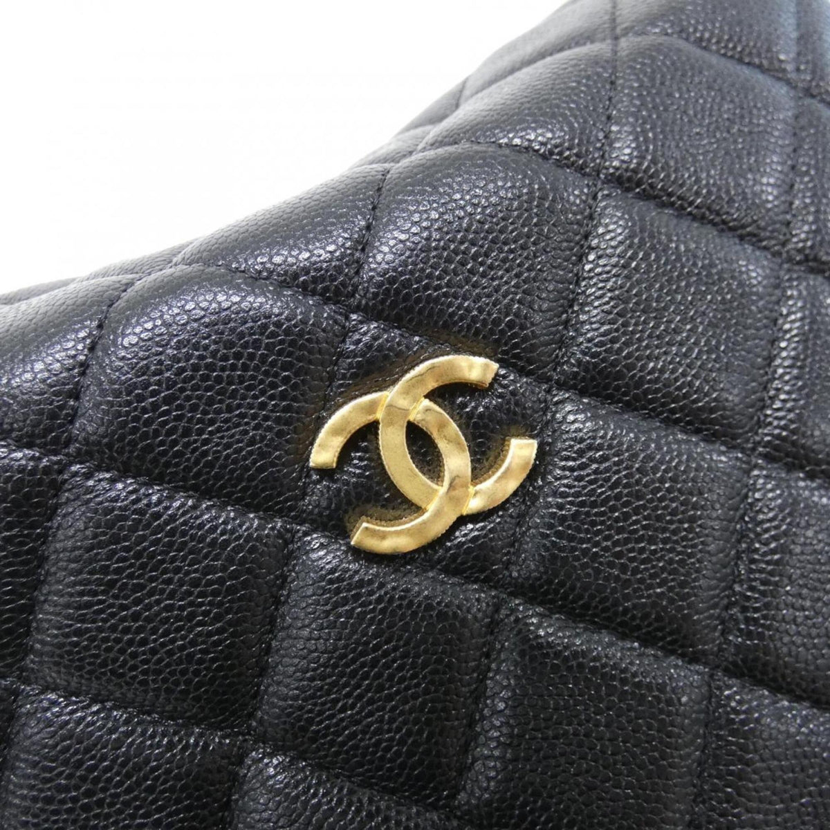 Chanel Black Grained Calfskin Handbag Shoulder Bag (Pre-Owned)