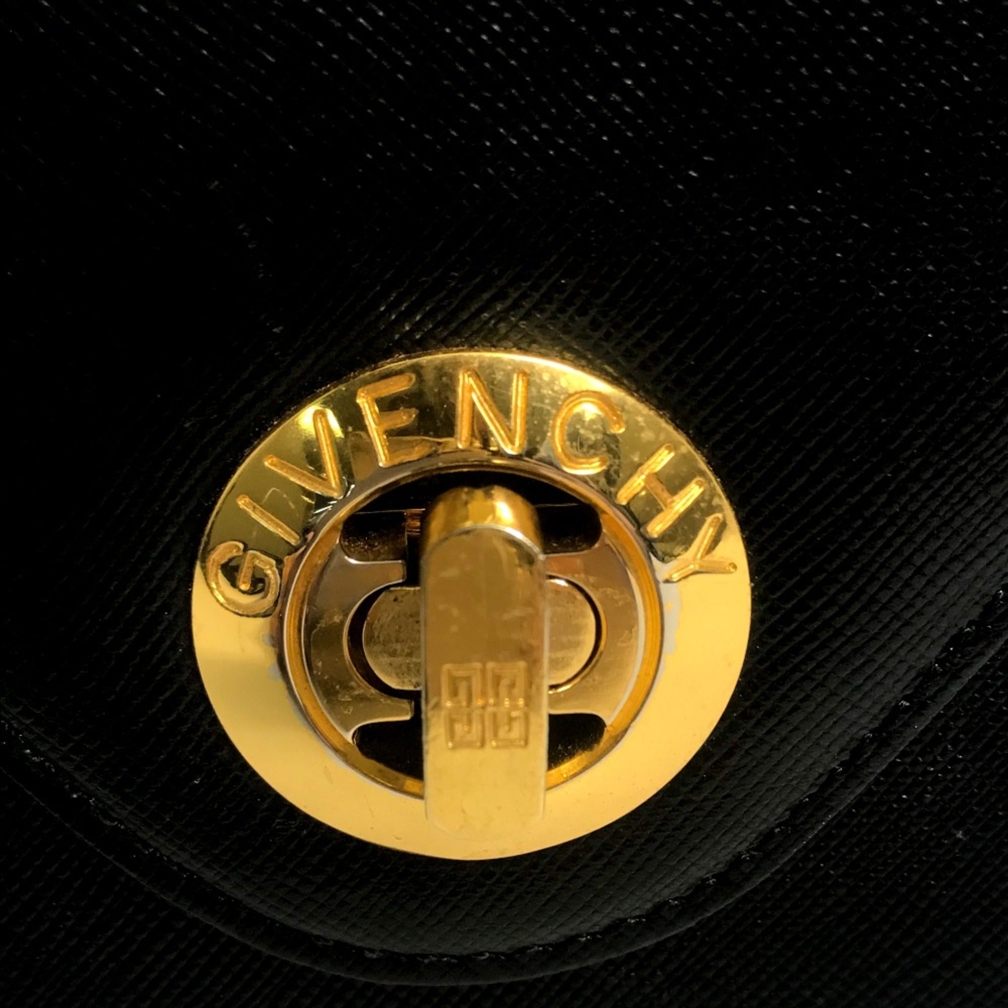 Givenchy Black Leather Handbag (Pre-Owned)