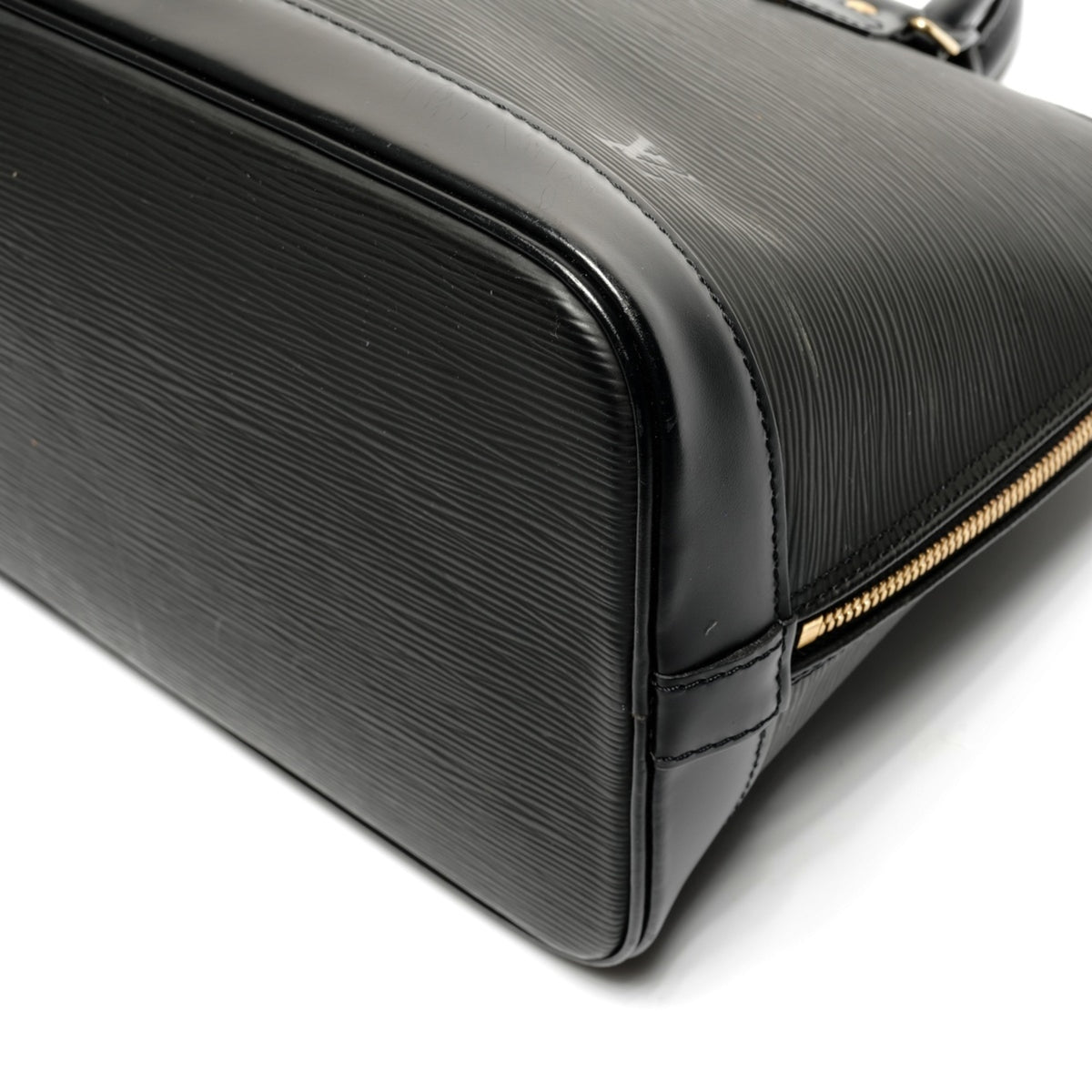 Louis Vuitton Epi Black Epi Leather Handbag (Pre-Owned)