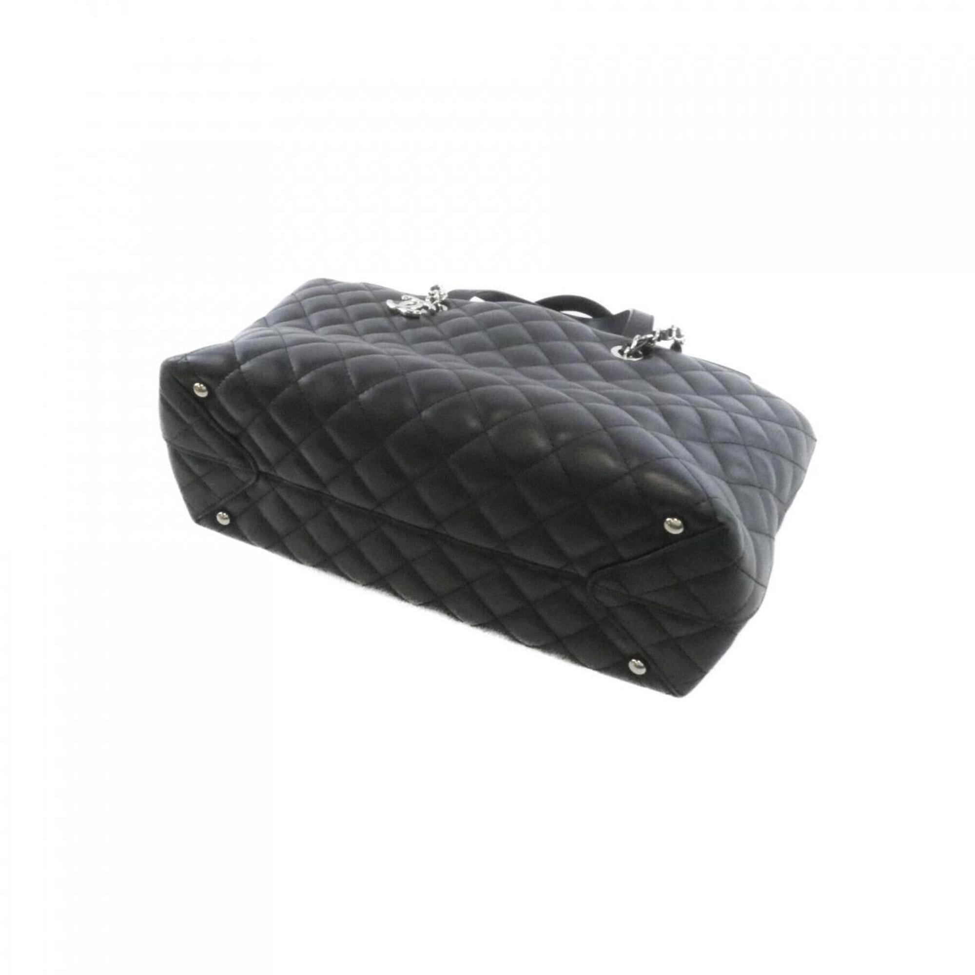 Chanel Black Leather Handbag (Pre-Owned)