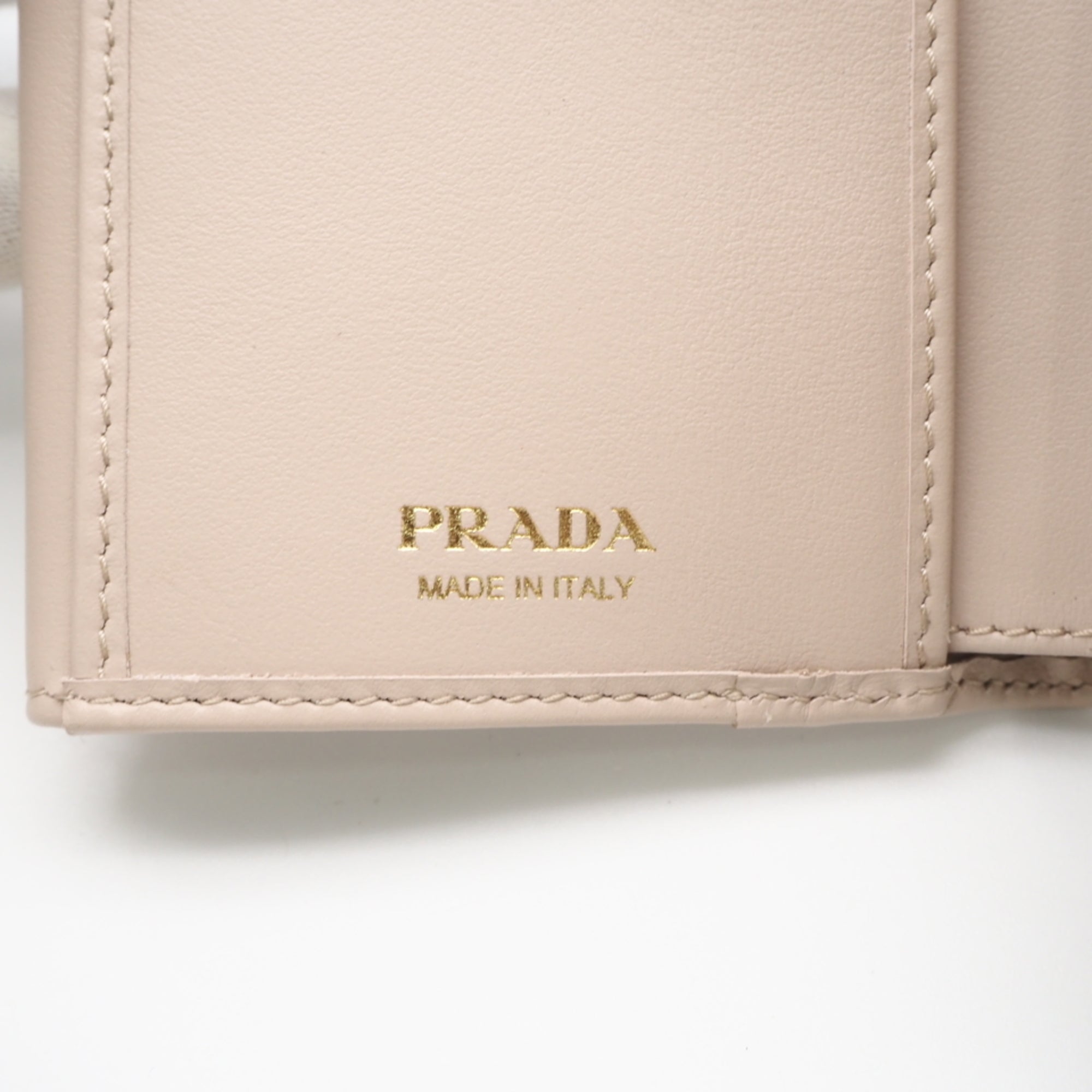 Prada Pink Leather Wallet (Tri-Fold) (Pre-Owned)