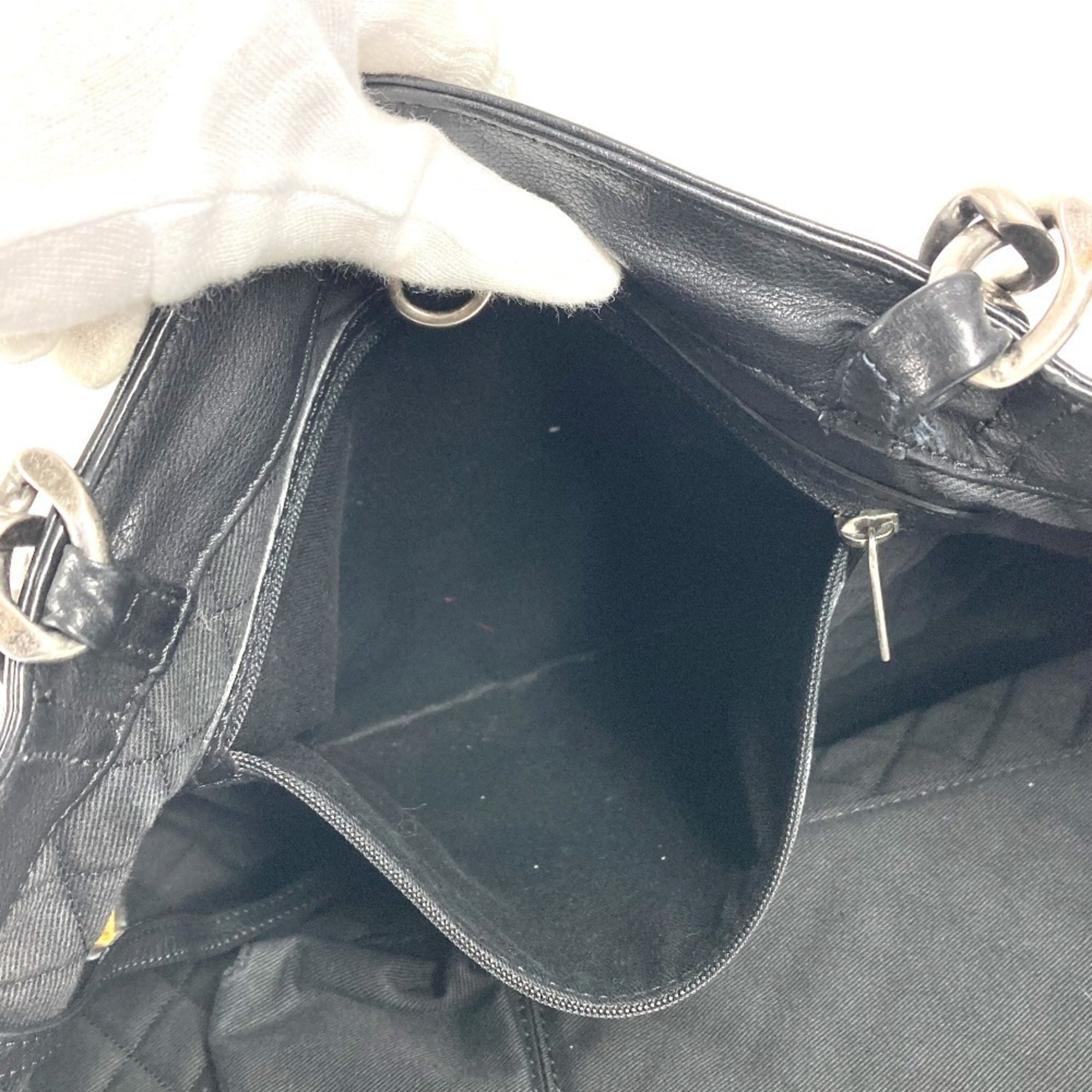 Chanel Black Leather Shoulder Bag Tote Bag (Pre-Owned)