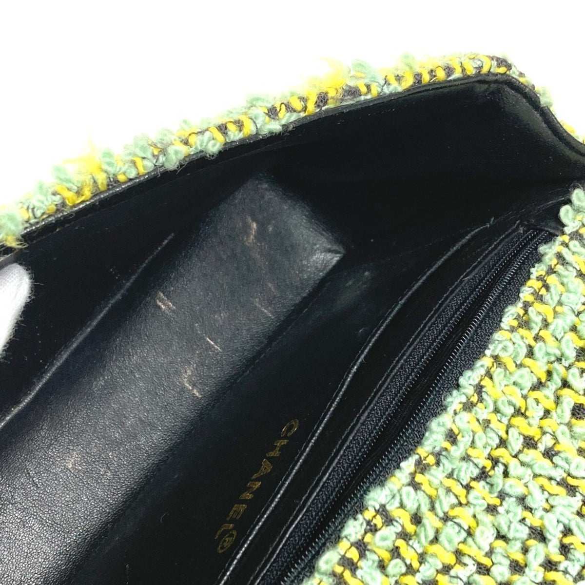 Chanel Green Tweed Handbag (Pre-Owned)