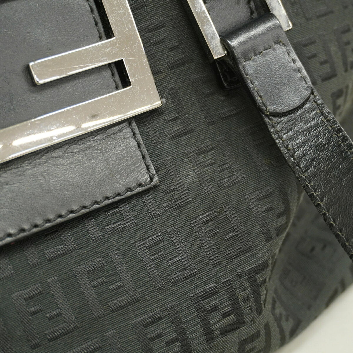 Fendi Black Nylon Canvas Handbag (Pre-Owned)