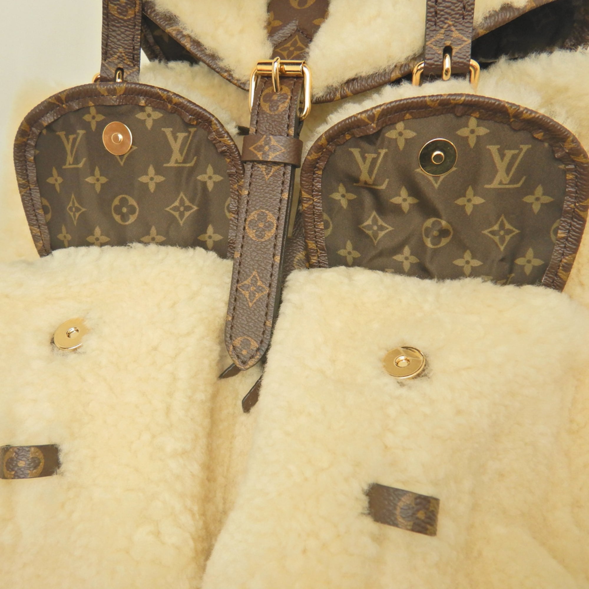 Louis Vuitton Cream Leather Backpack (Pre-Owned)
