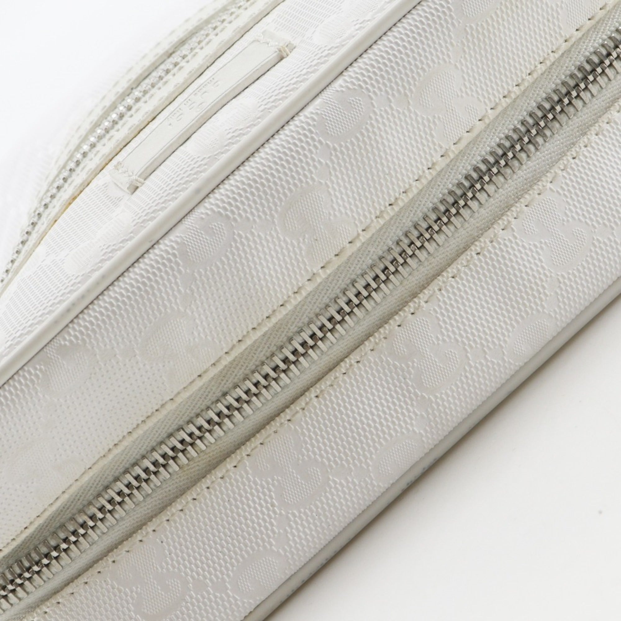 Gucci White Gg Imprimé Pvc Shoulder Bag (Pre-Owned)