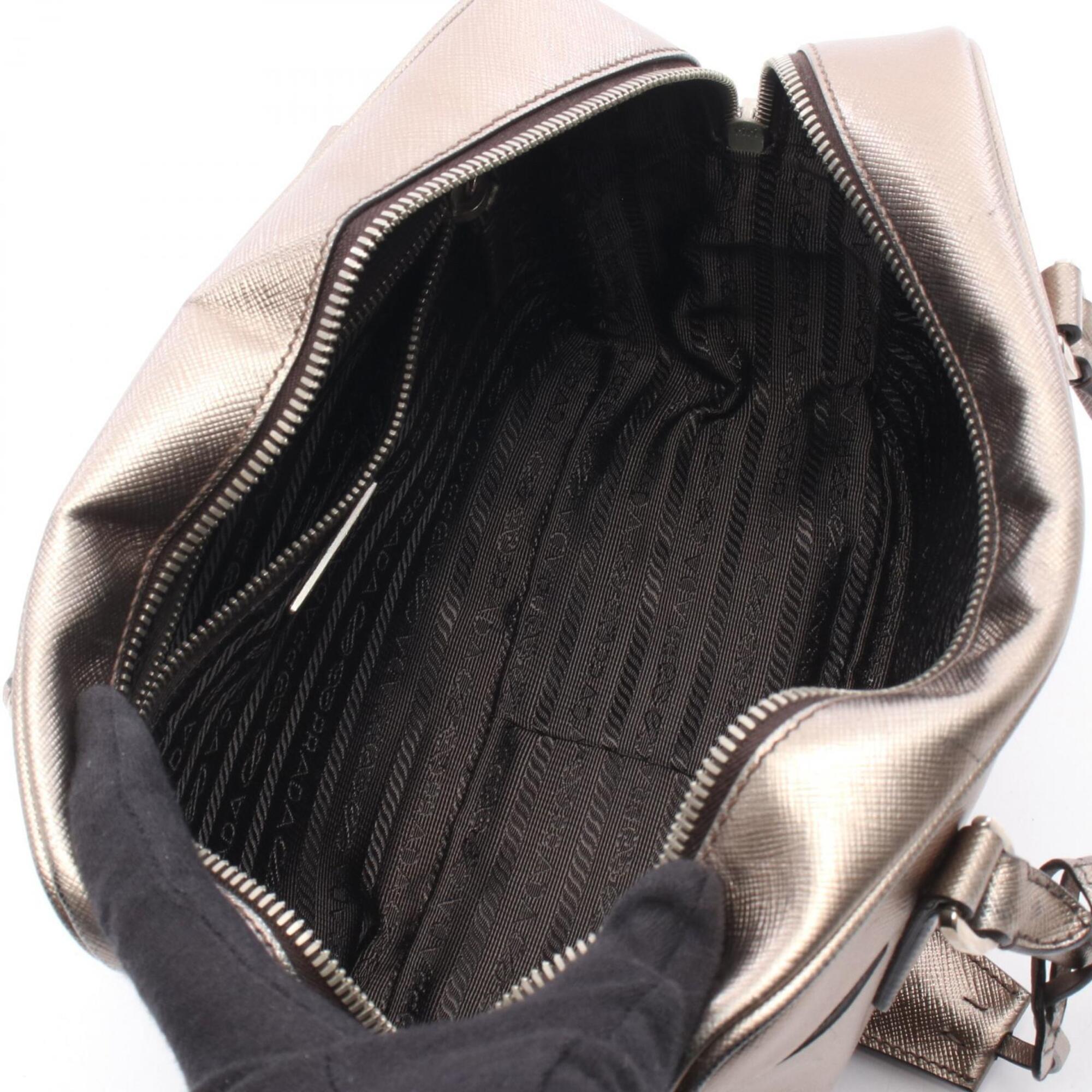 Prada Beige Gold Leather Handbag (Pre-Owned)