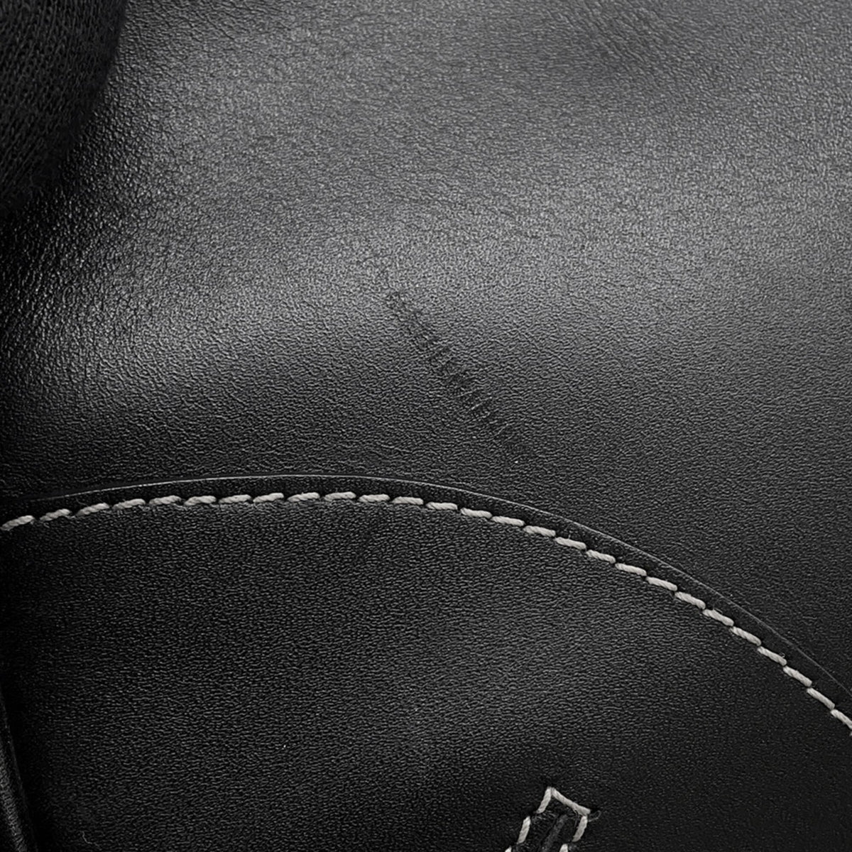 Prada Black Leather Handbag Shoulder Bag (Pre-Owned)