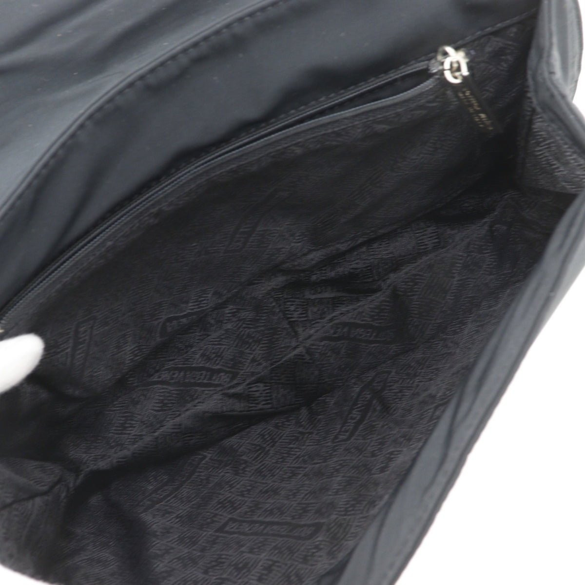 Bottega Veneta Black Nylon Shoulder Bag (Pre-Owned)