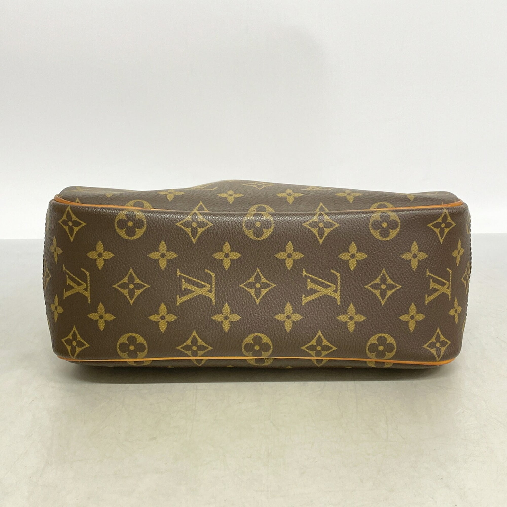 Louis Vuitton Brown Handbag (Pre-Owned)