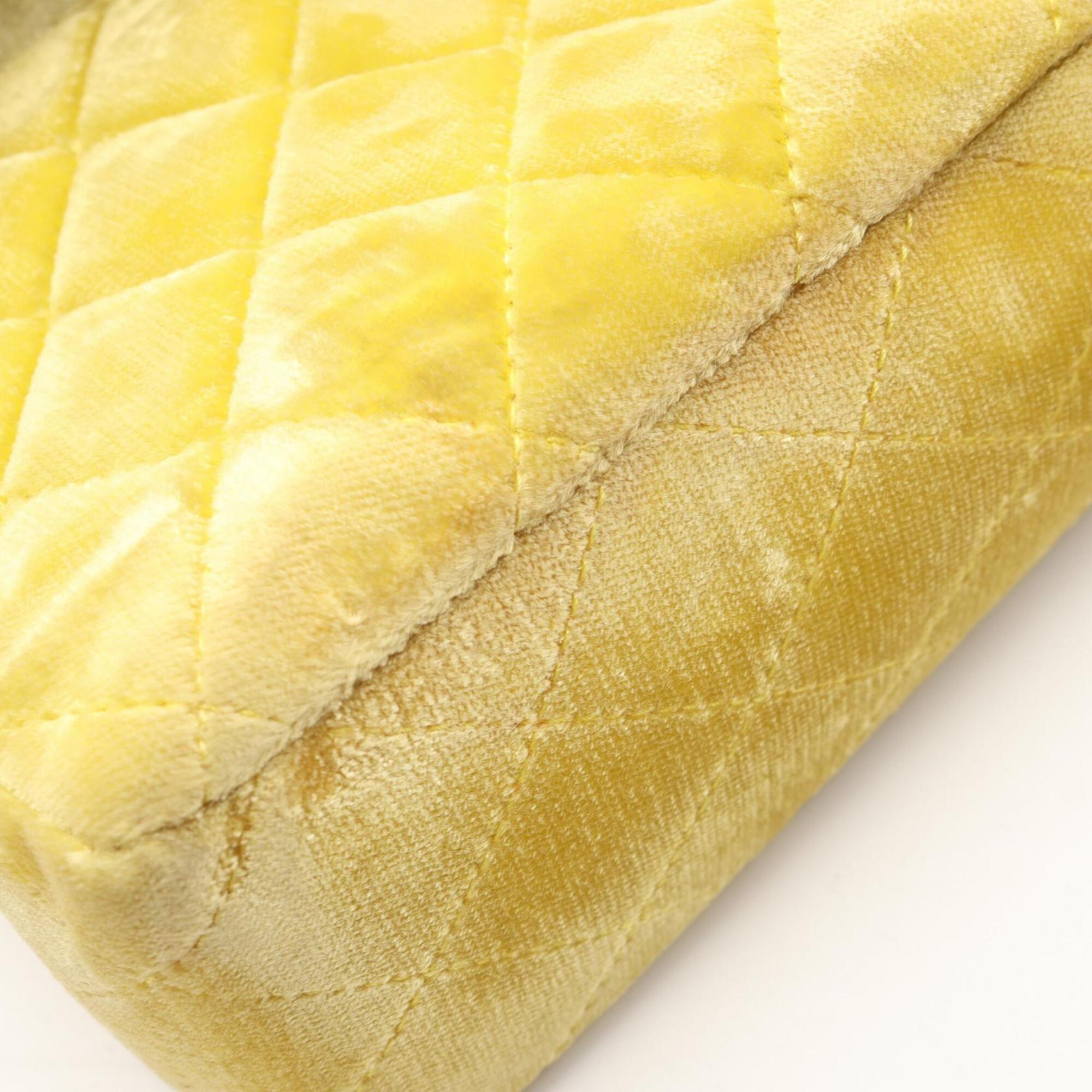 Chanel Yellow Fabric Handbag Shoulder Bag (Pre-Owned)
